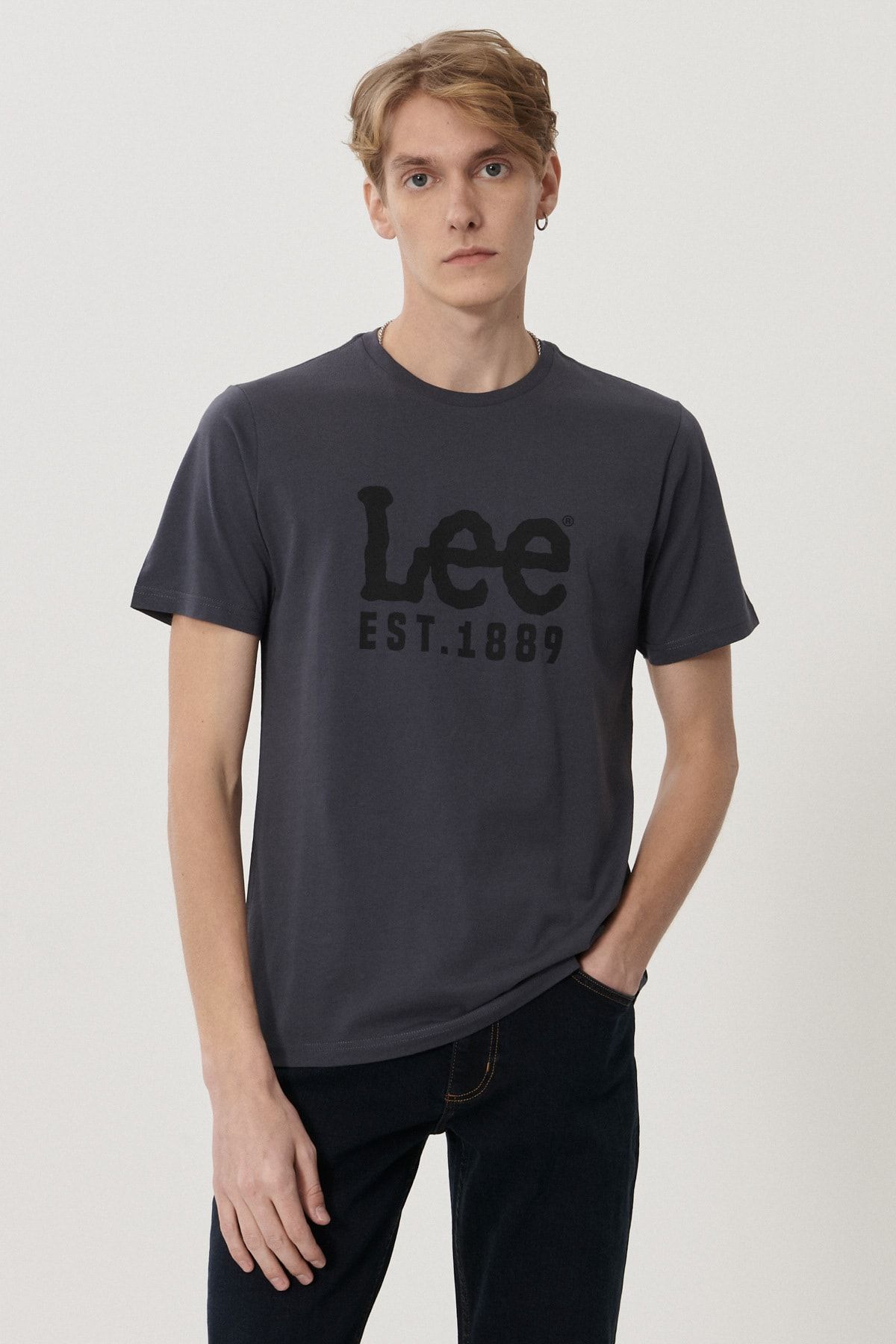 Lee Regular Fit Normal Kesim Bisiklet Yaka %100 Pamuk Antrasit Erkek T-shirt
