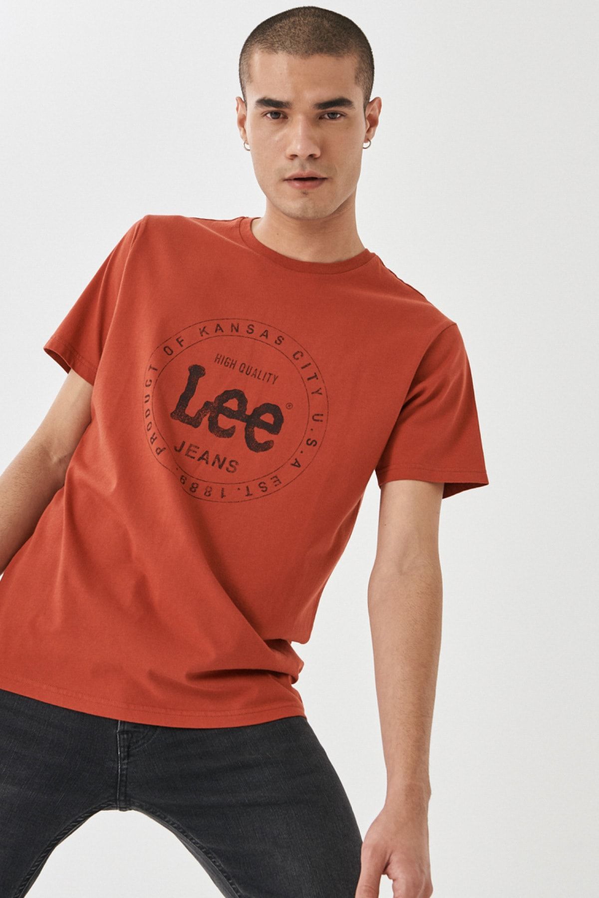 Lee Regular Fit Normal Kesim Sıfır Yaka %100 Pamuk Tişört