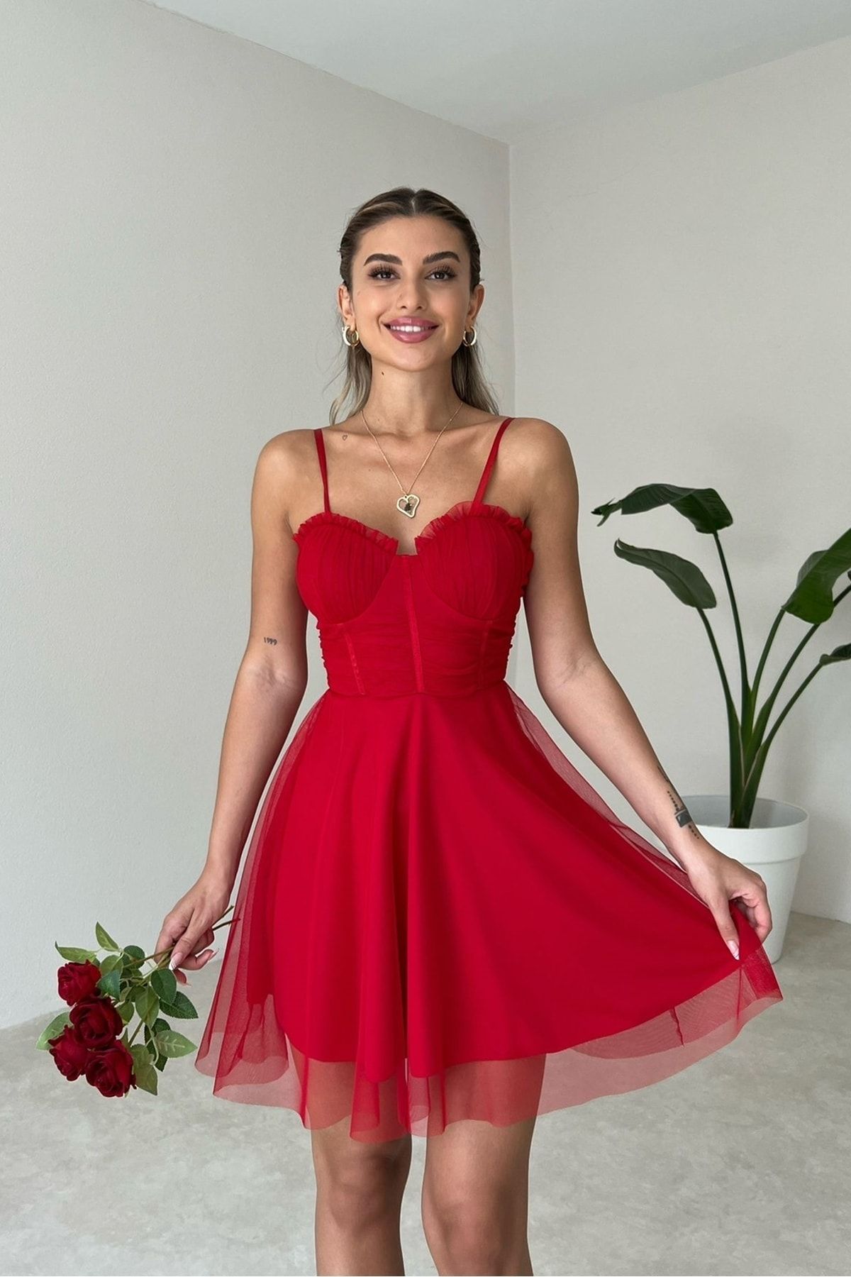 bayansepeti Kabarık Prenses Model Astarlı Göğüs Dolgulu Kırmızı Elbise Kırmızı Nişan Elbisesi 138