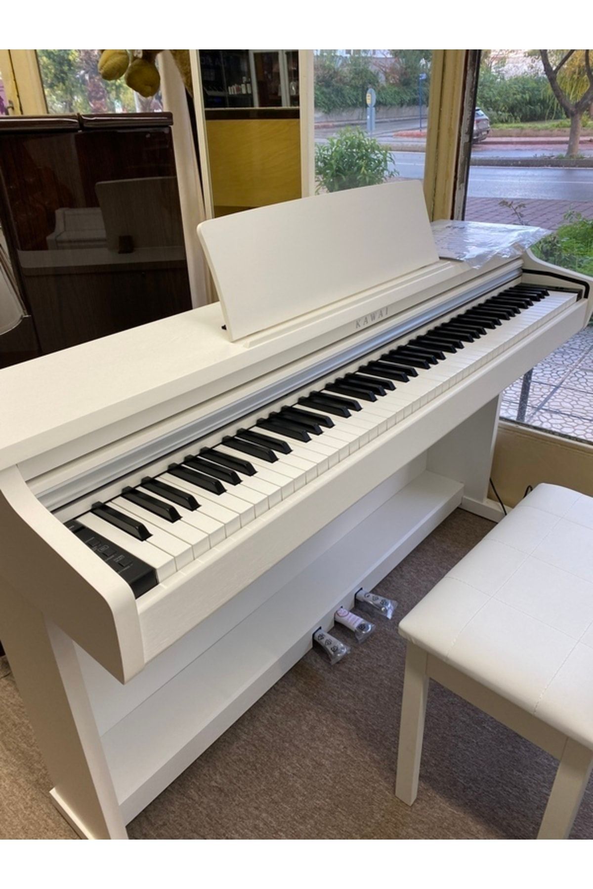 Kawai Kdp120 Beyaz Dijital Piyano(TABURE VE ALMAN KULAKLIK)