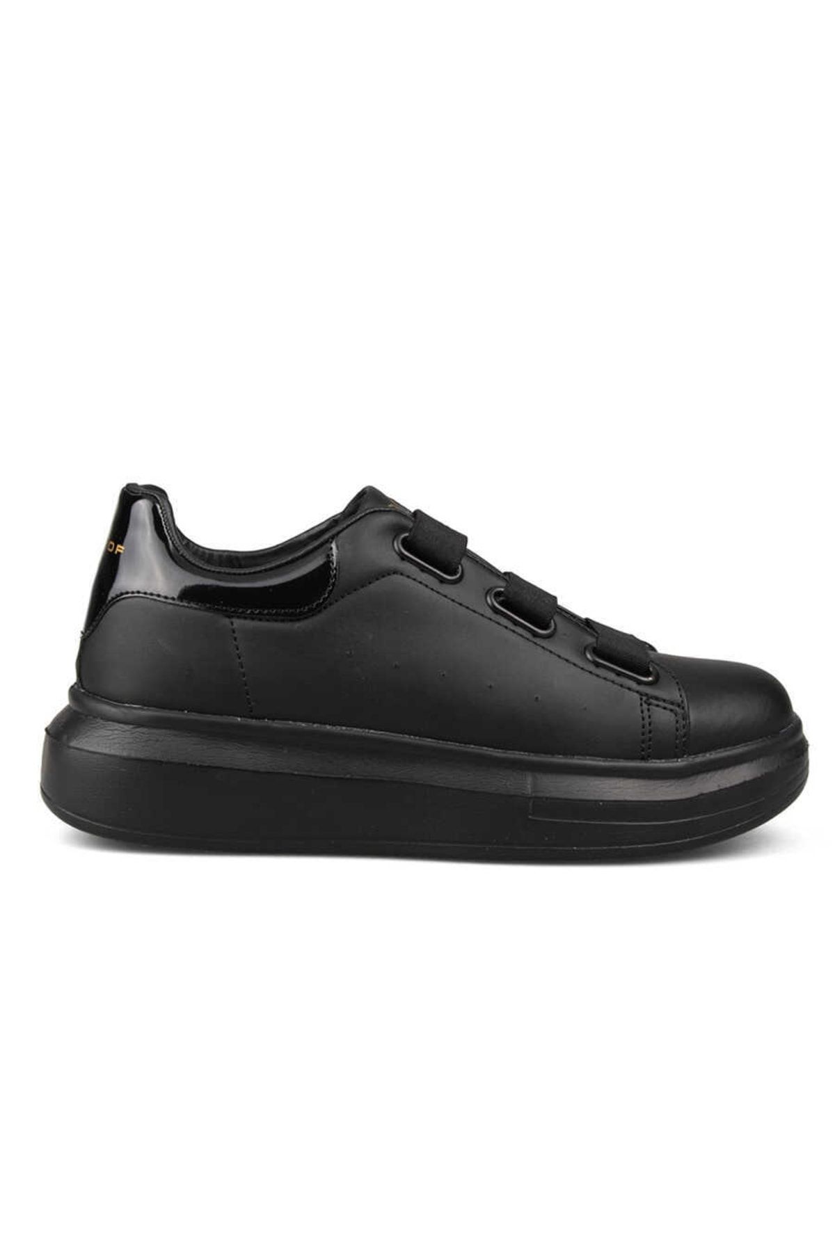TRENDYSHOES Siyah - Trendyshose Bstf 146 Cilt Rahat Giyimli Önden Lastık Detaylı Spor Ayakkabı