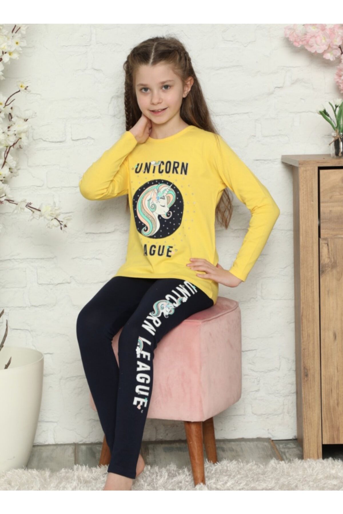 Lolliboomkids Kız Çocuk Sarı Renk Unicorn Baskılı Pijama Takımı