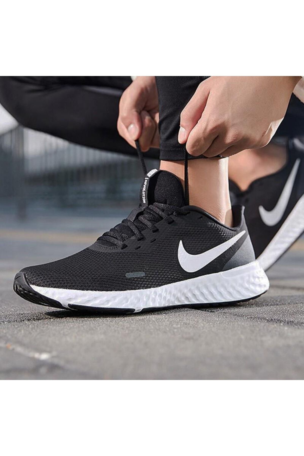 Nike Revolution 5 Erkek Koşu Yürüyüş Ayakkabısı -