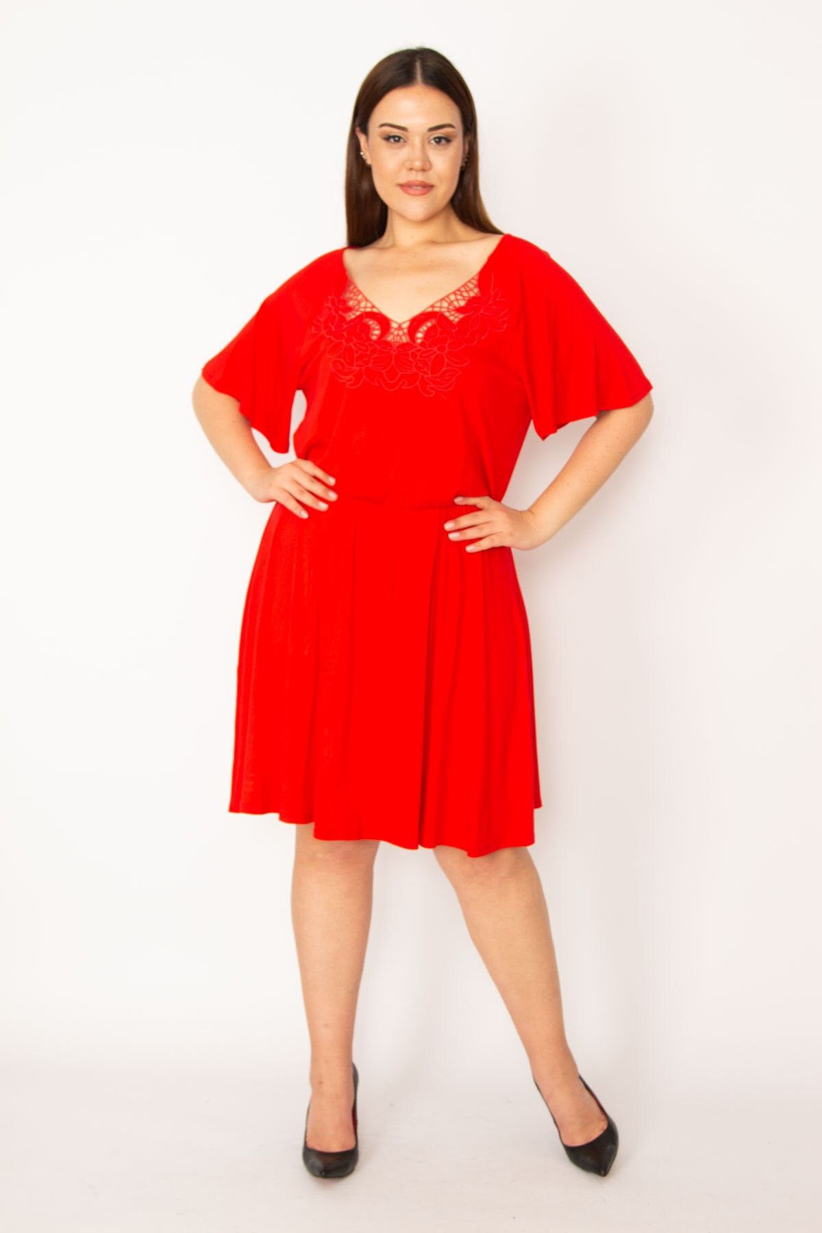 Şans Kadın Büyük Beden Kırmızı Dantel Detaylı Bel Kısmı Lastikli Elbise 65n33307