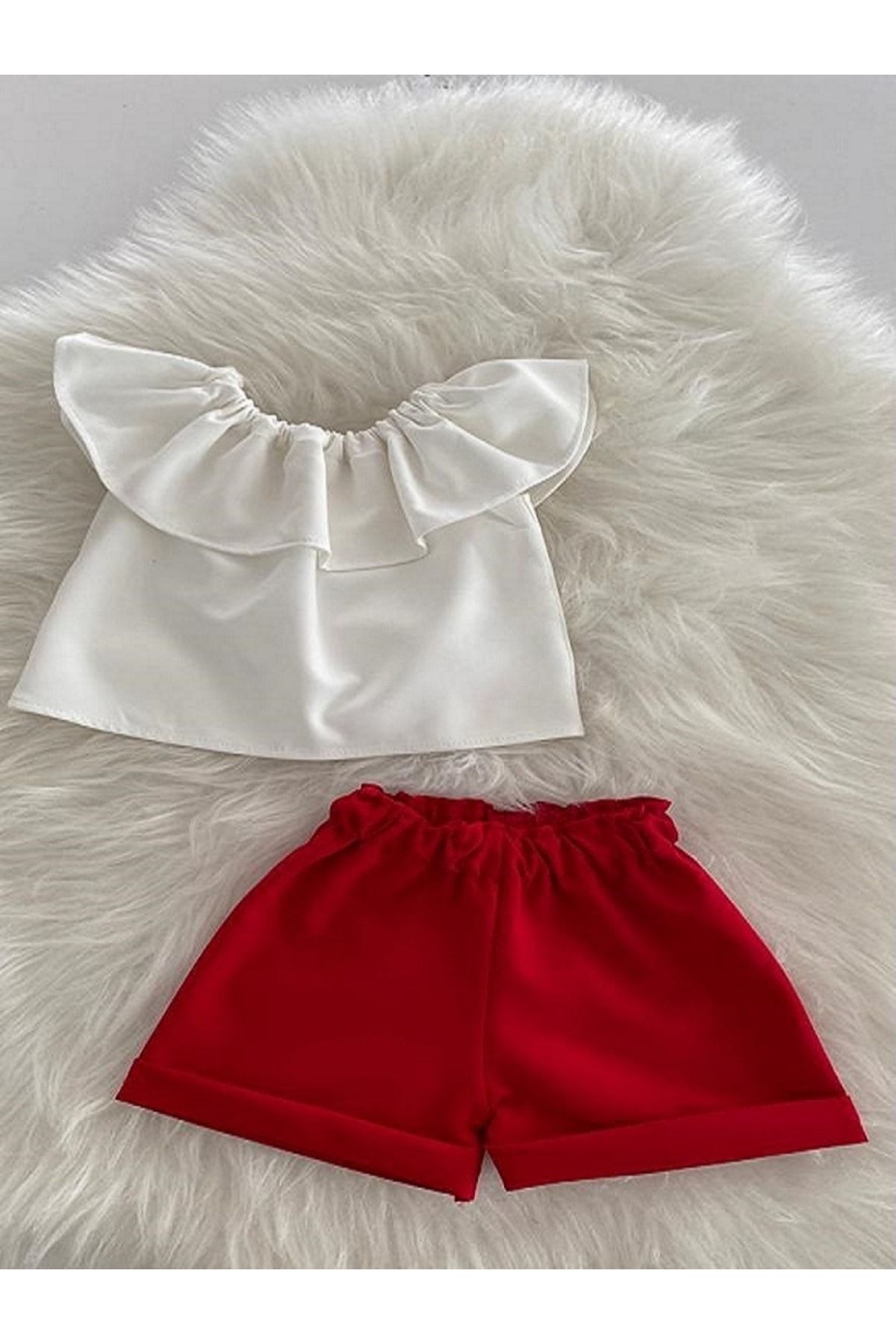 Moda Lina Kız Bebek Beyaz Bluz & Kırmızı Şort Takım