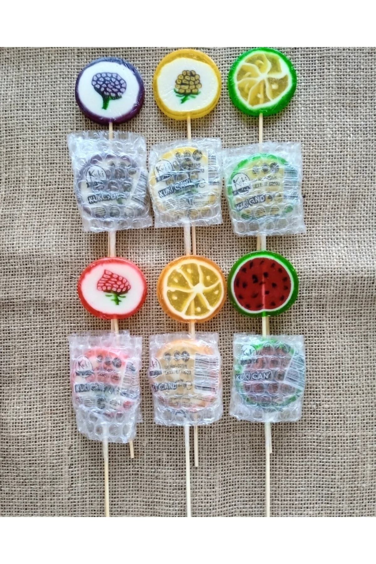 Genel Markalar Polonya Şekeri 24 Adet (27 Gr E) Çubuklu Meyveli Desenli Aromalı Renkli