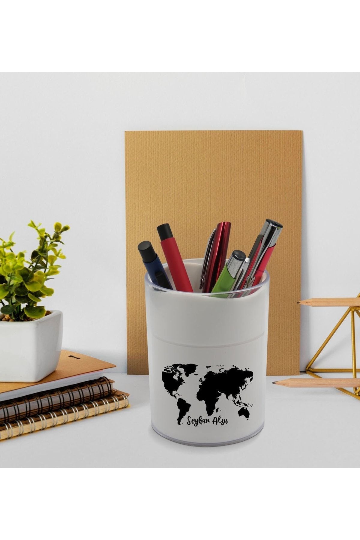 Bk Gift Gift Kişiye Özel Dünya Haritası Tasarımlı Beyaz Akrilik Kalemlik - Model 10