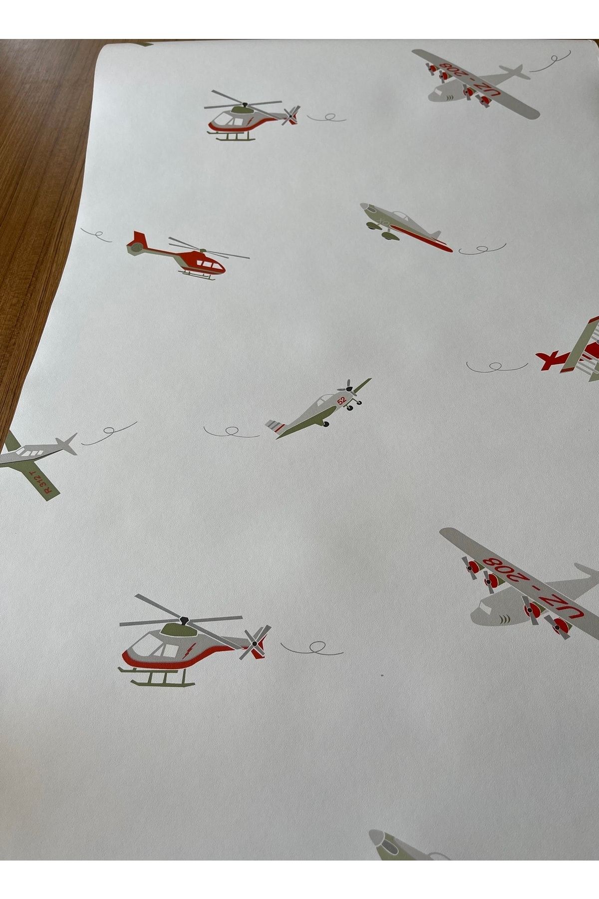 BAŞYAPI DİZAYN Helikopter-uçak Desenli Çocuk-bebek Odası Ithal Duvar Kağıdı (5m²)