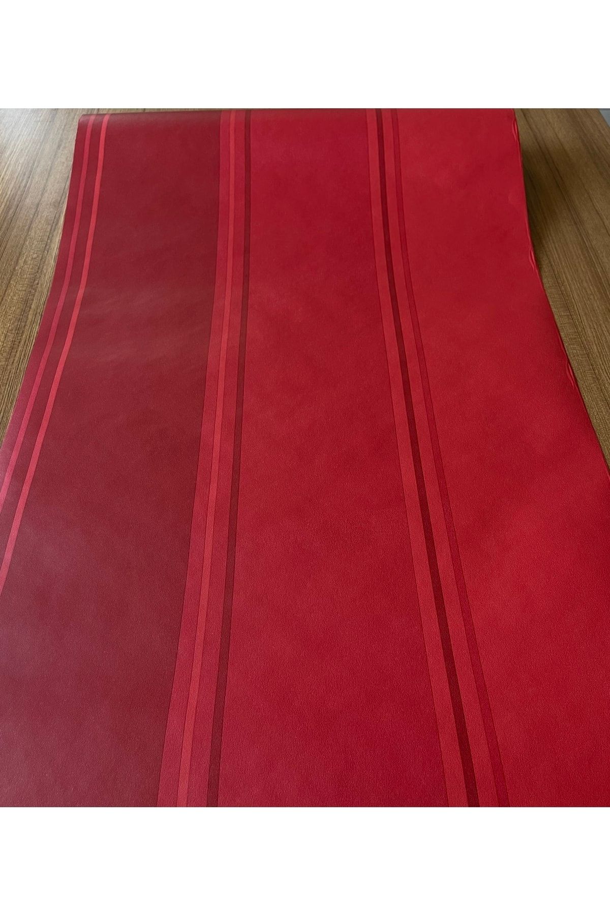 BAŞYAPI DİZAYN Kırmızı Çizgili Ithal Duvar Kağıdı (5m²)