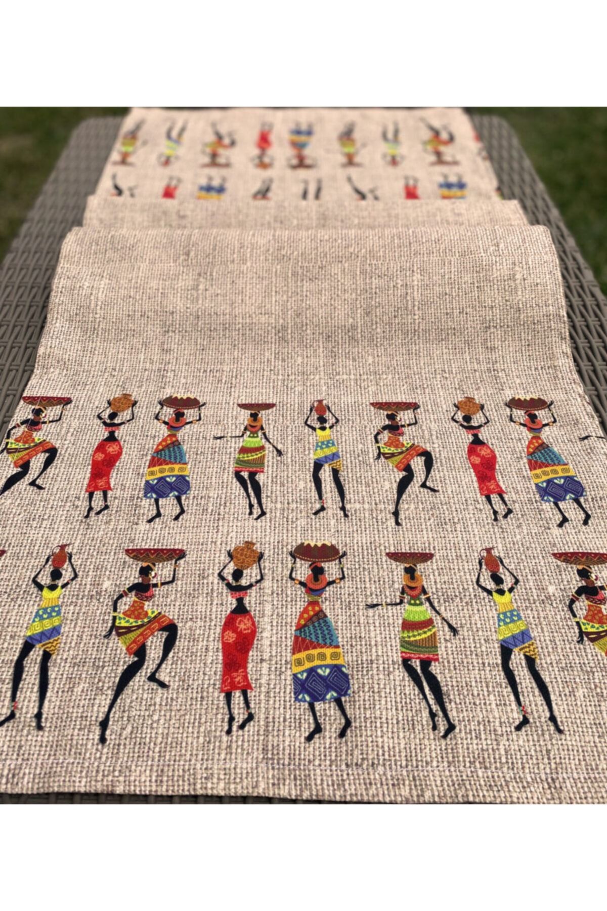 Genel Markalar Runner Için Keten Efektli Afrikalı Kadınlar Desenli Dijital Baskılı Kumaş Fvr-1295