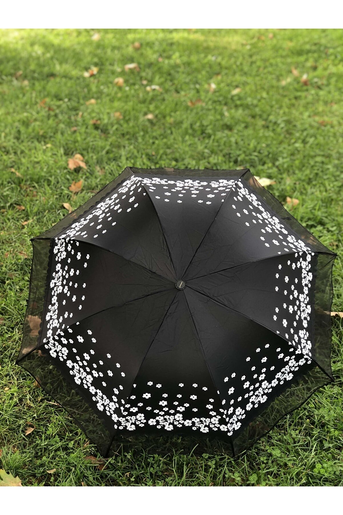 Rainwalker Rüzgarda Kırılmayan Kenarı Tüllü Papatya Desenli Siyah Kadın Şemsiye