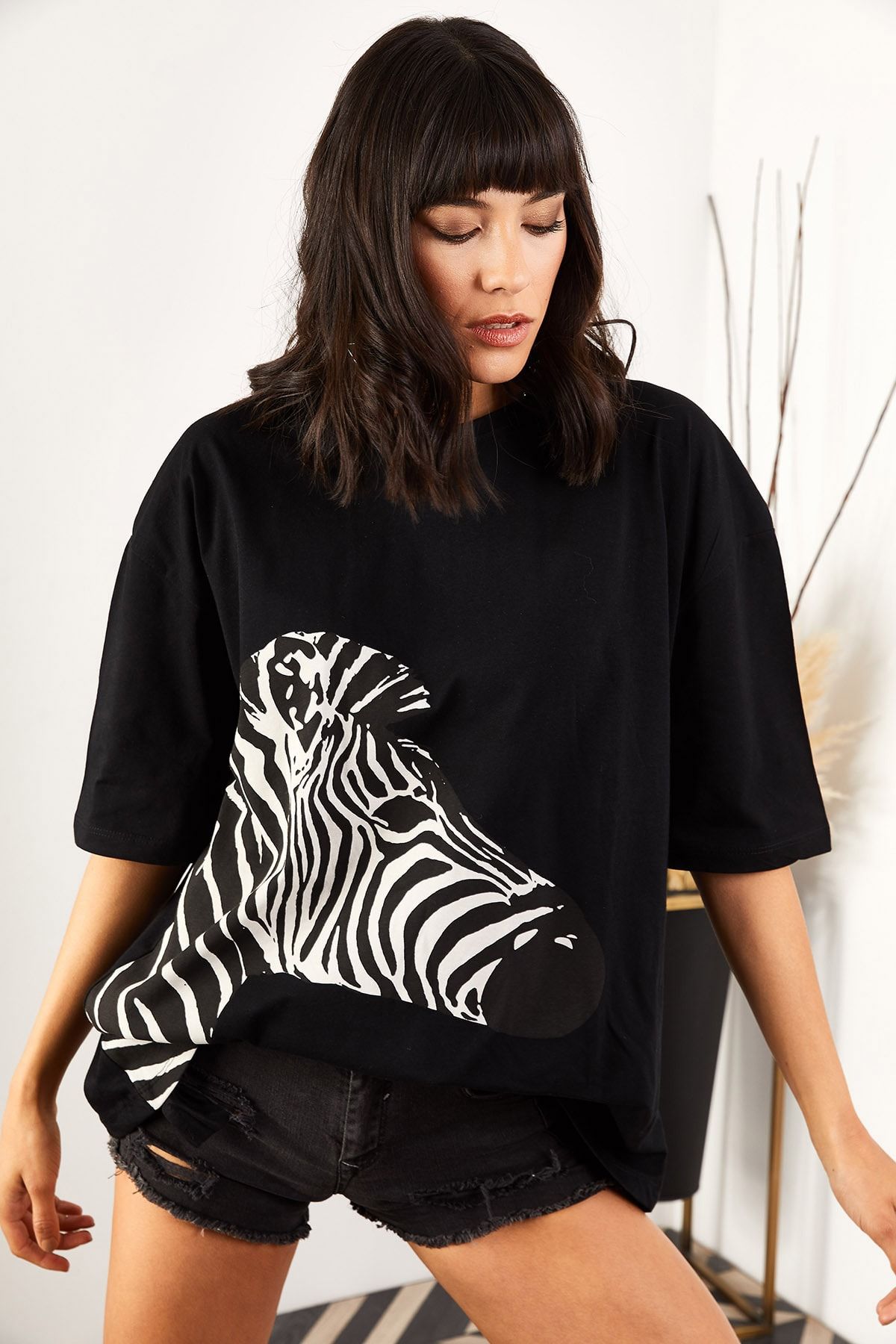 Olalook Kadın Siyah Zebra Boyfriend T-shirt