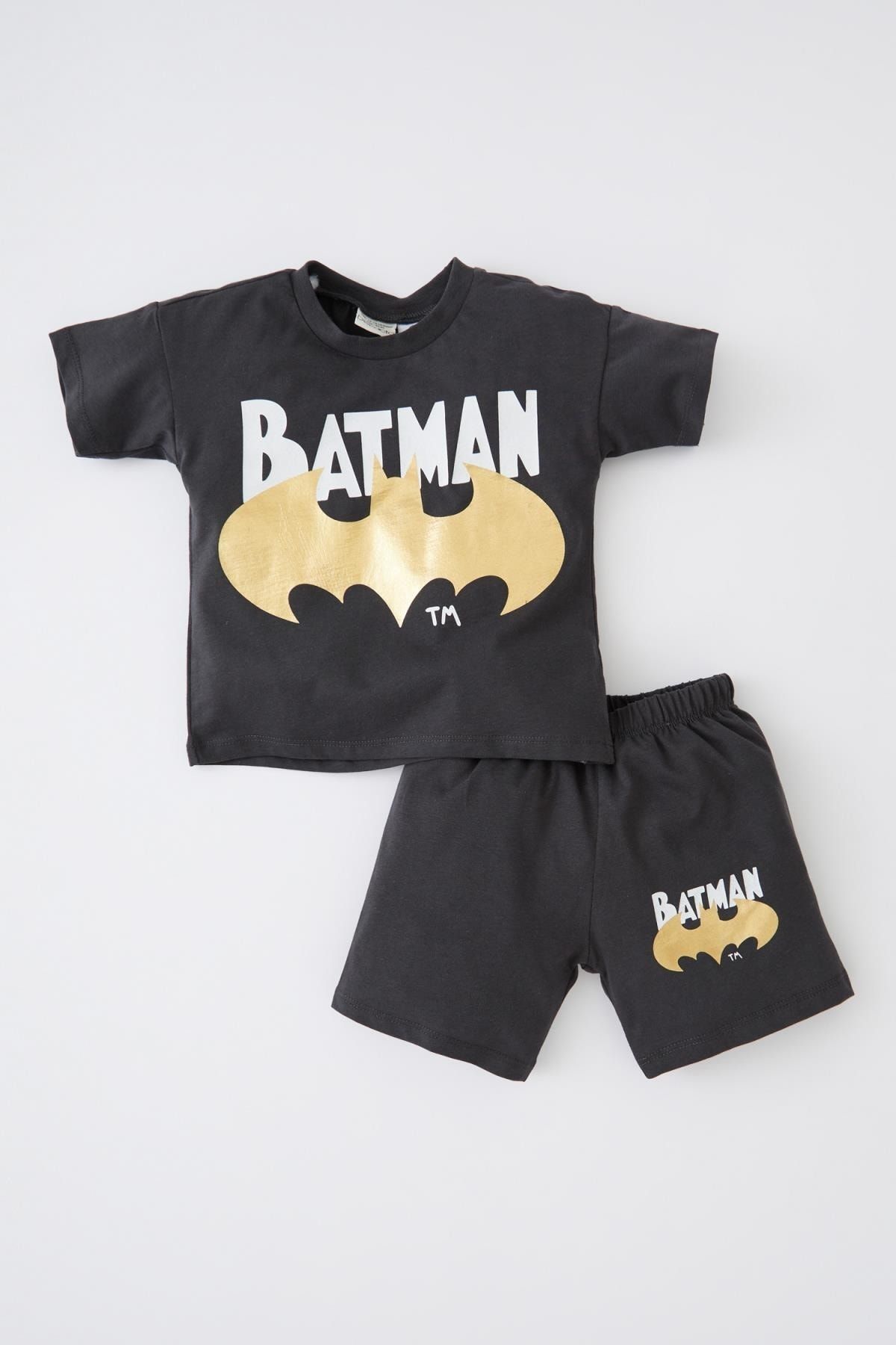 Defacto Erkek Bebek Batman Kısa Kollu Tişört Şort 2'li Takım