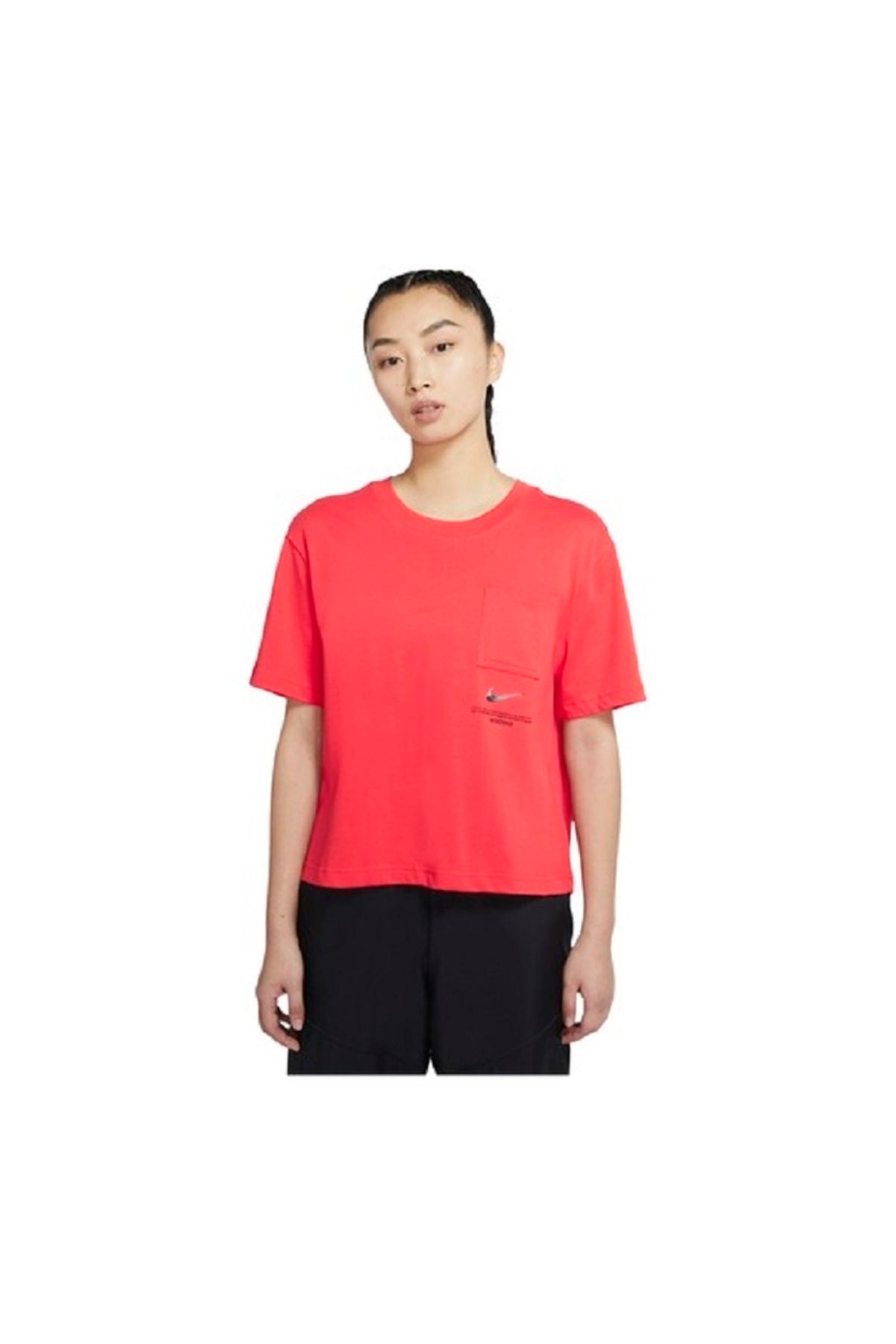 Nike Sportswear Swoosh Short Sleeve Top Kadın Tişört - Kırmızı