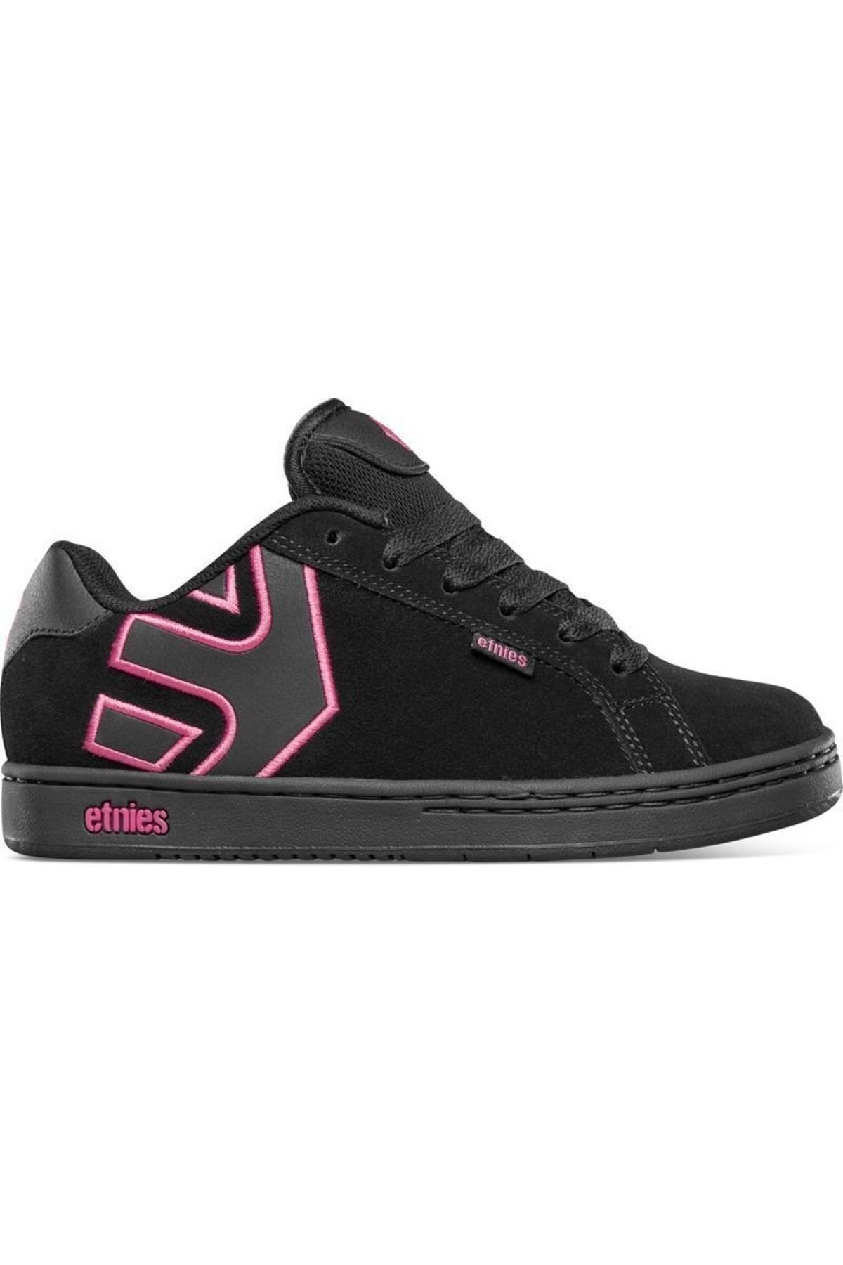 Pink and black etnies store