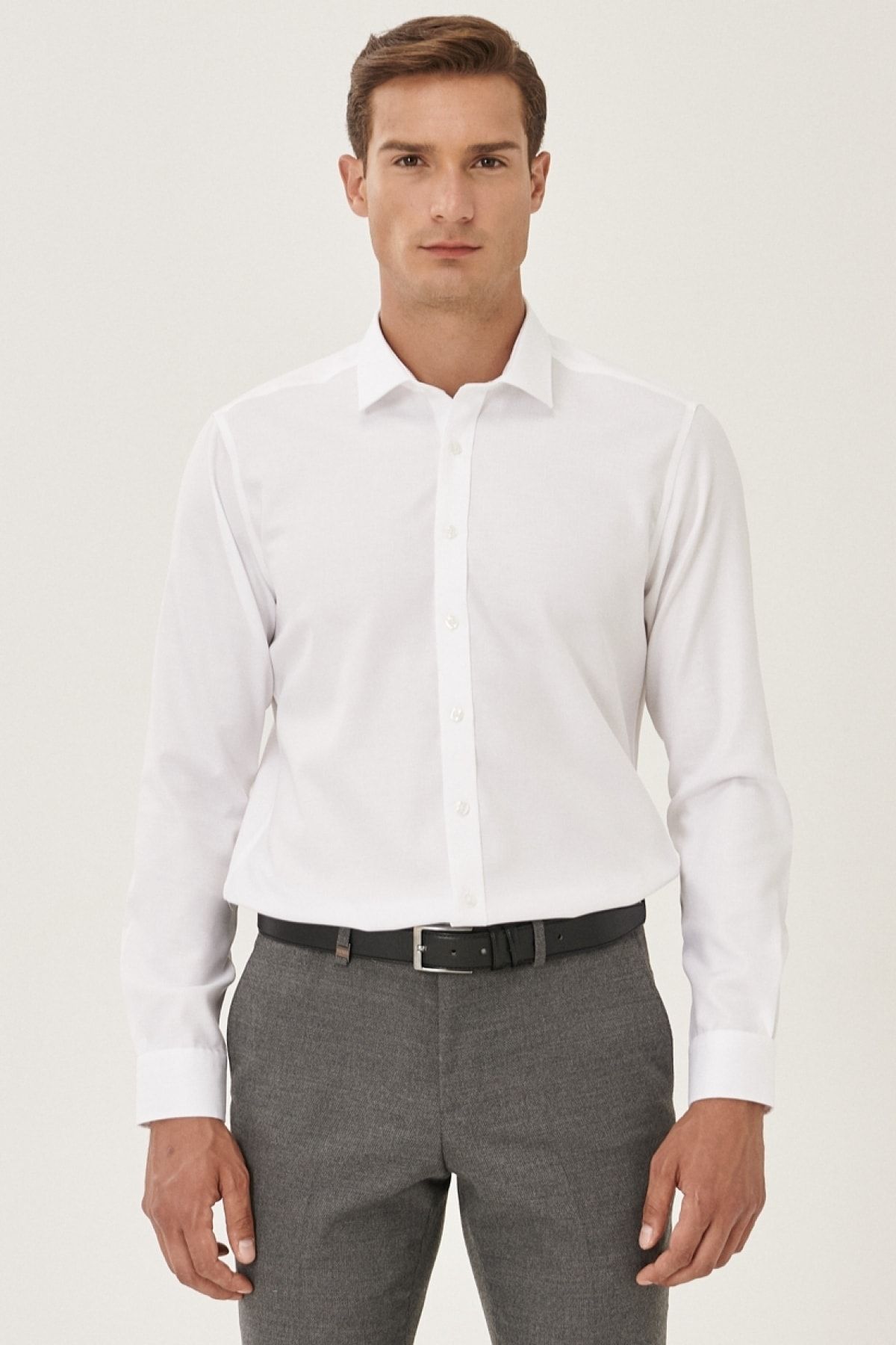 Altınyıldız Classics Erkek Beyaz Ütü Gerektirmeyen Non-iron Slim Fit Dar Kesim %100 Pamuk Armürlü Gömlek