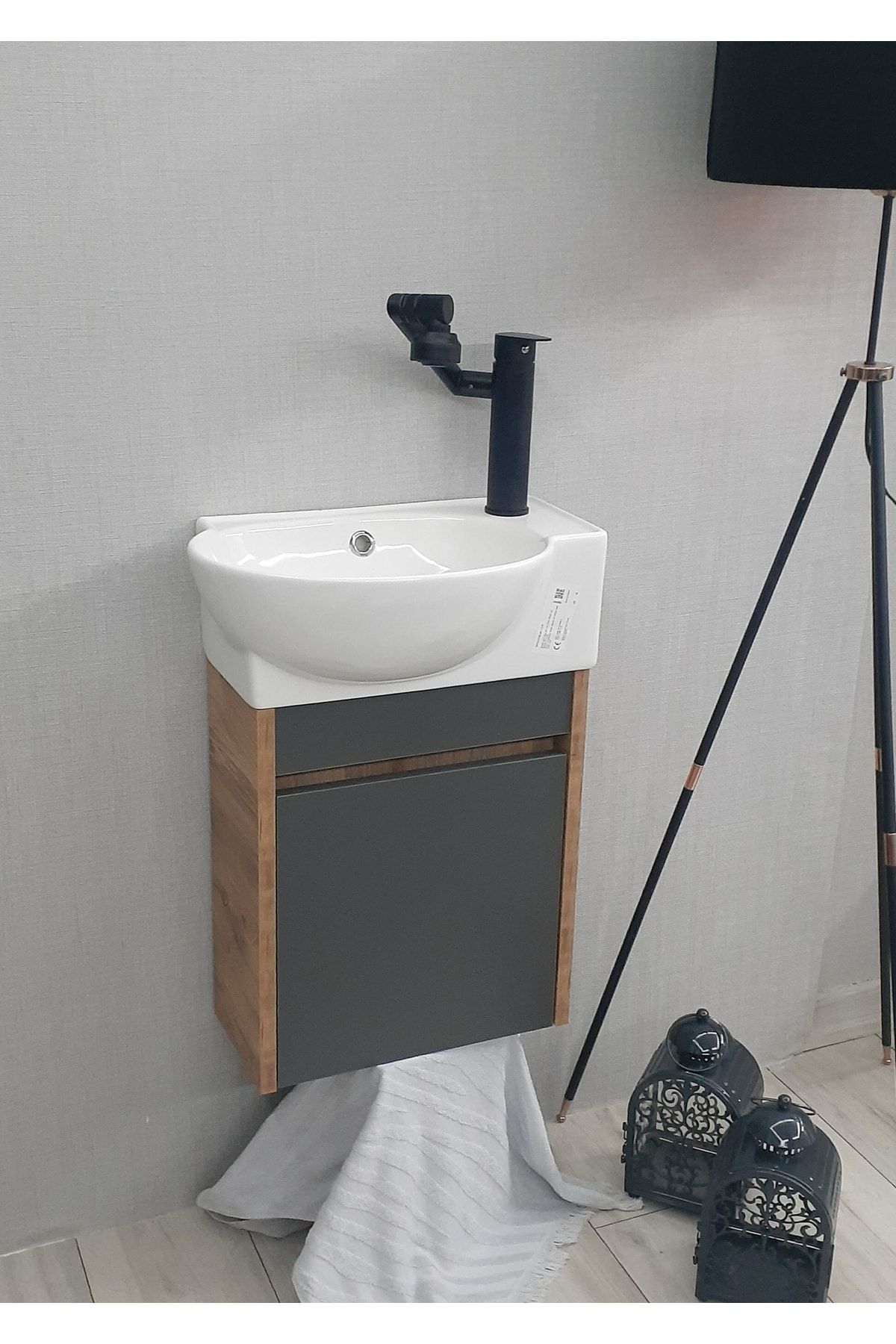 ALVİT Adagrup Banyo Antrasitteak Banyo Ve Tuvalet Mini Köşe Lavabo 28*45 Cm (BANYO DOLABI DAHİL)