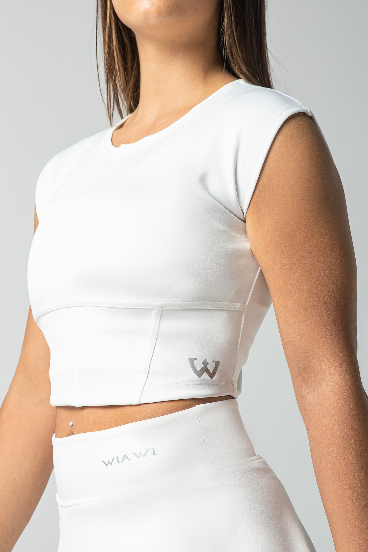 Wiawi Kadın Spor Fit Rahat Tişört Esnek Crop Top Unique Beyaz