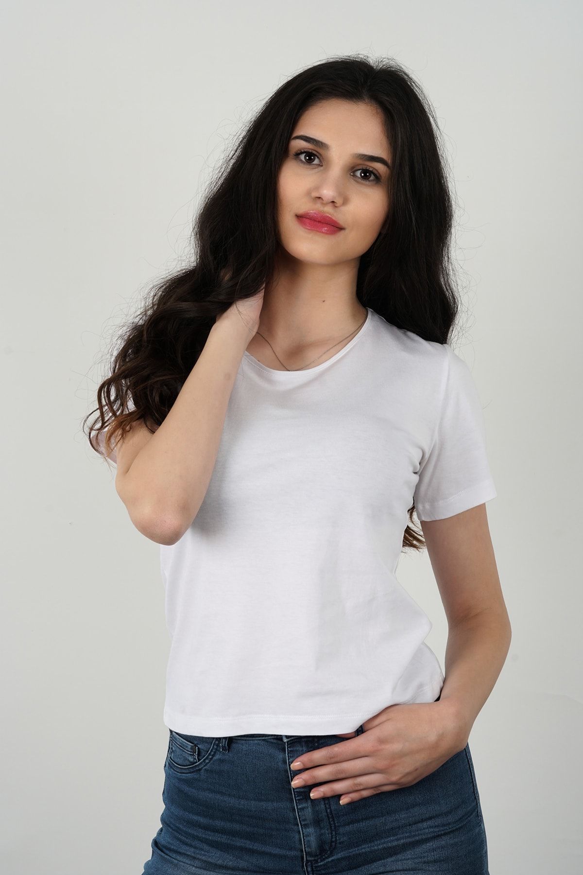 Steder Blanc %100 Pamuk Kadın Beyaz Yuvarlak Yaka Basic Kısa Kollu T-shirt