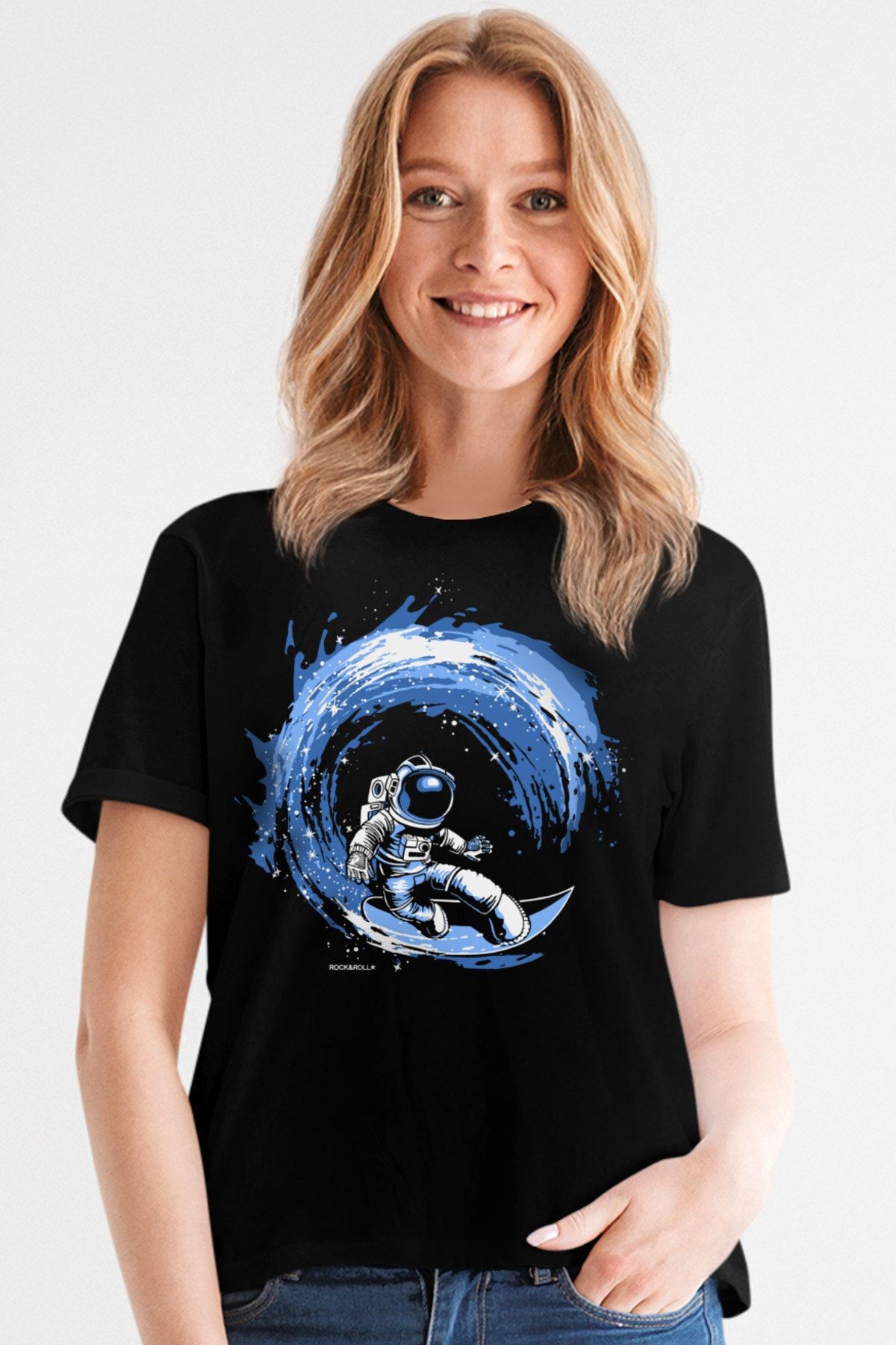 ROCK GURU Kadın Siyah Galaktik Sörfcü Kısa Kollu T-shirt