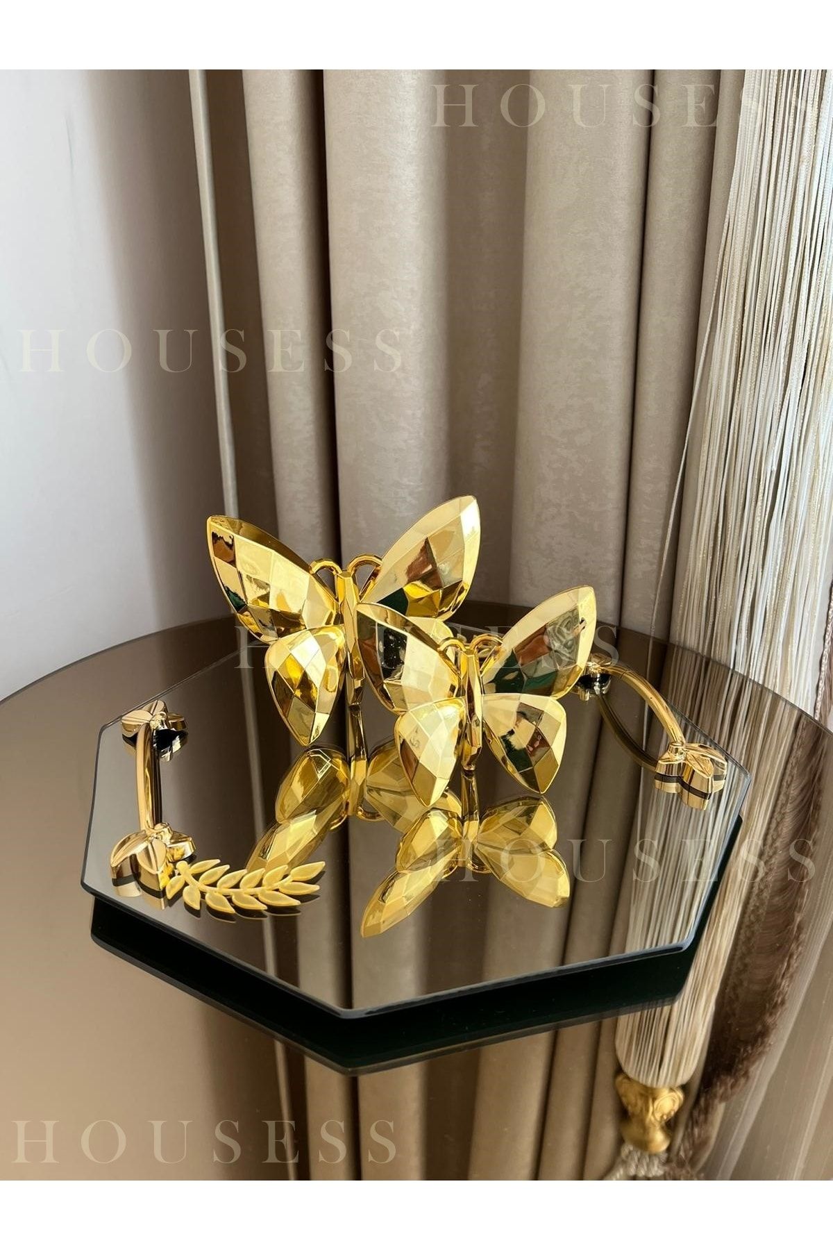 Housess Dekoratif Aynalı Yaprak Detaylı Tepsi Ve 2'li Gold Kelebek