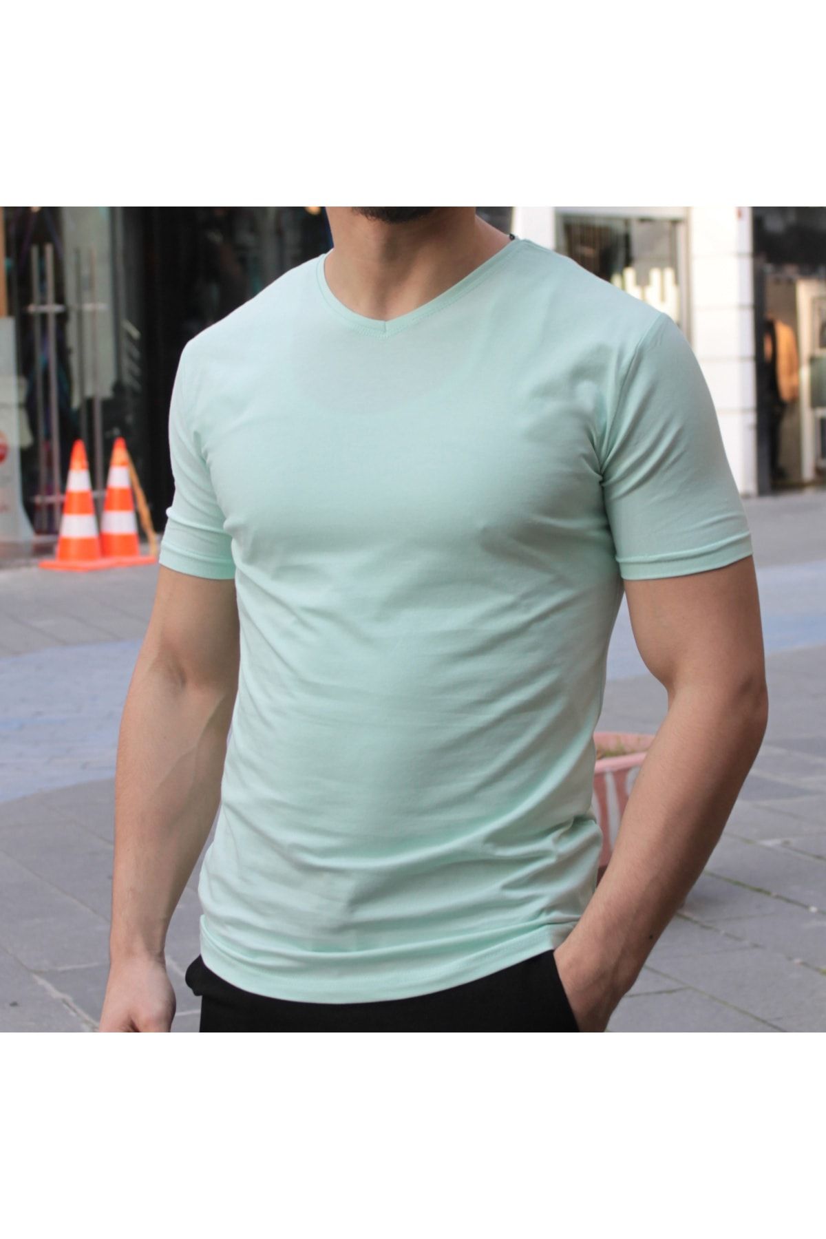 Wipeout Unisex Yeşil V Yaka Slim Fit T-shirt