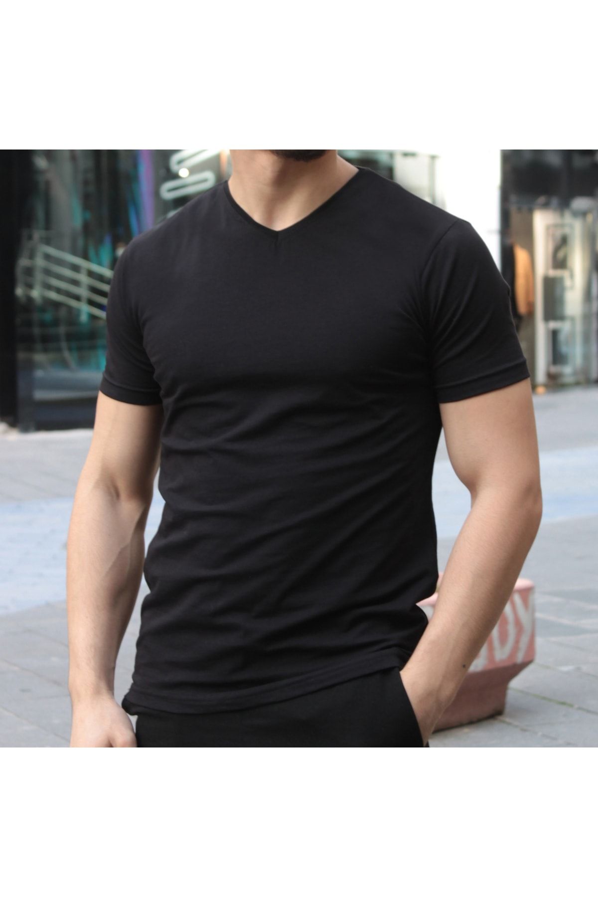 Wipeout Unisex Siyah V Yaka Slim Fit T-Shirt