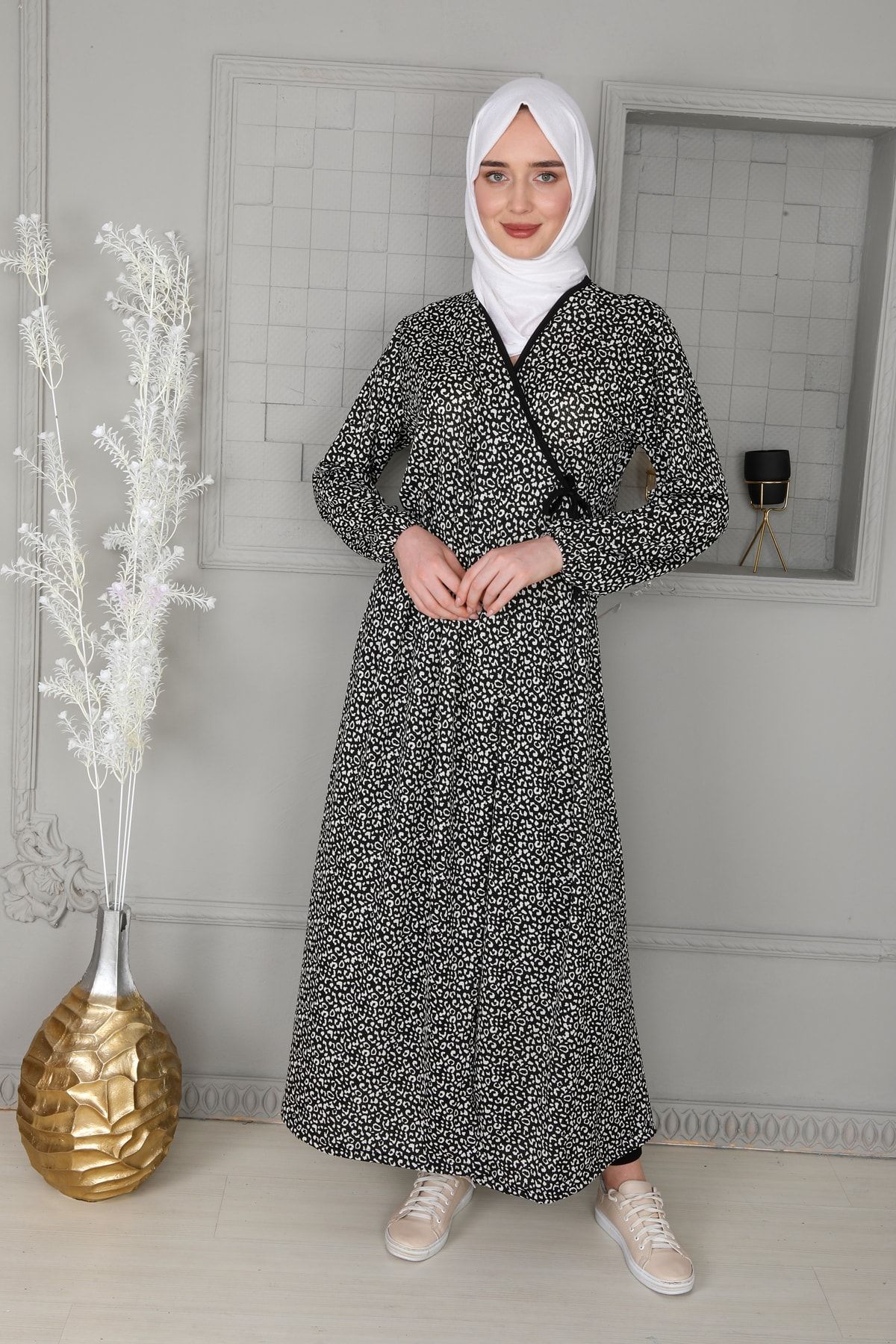 Kutay Collection Bağlamalı Yazlık Şal Desen Namaz Elbisesi Sabahlık