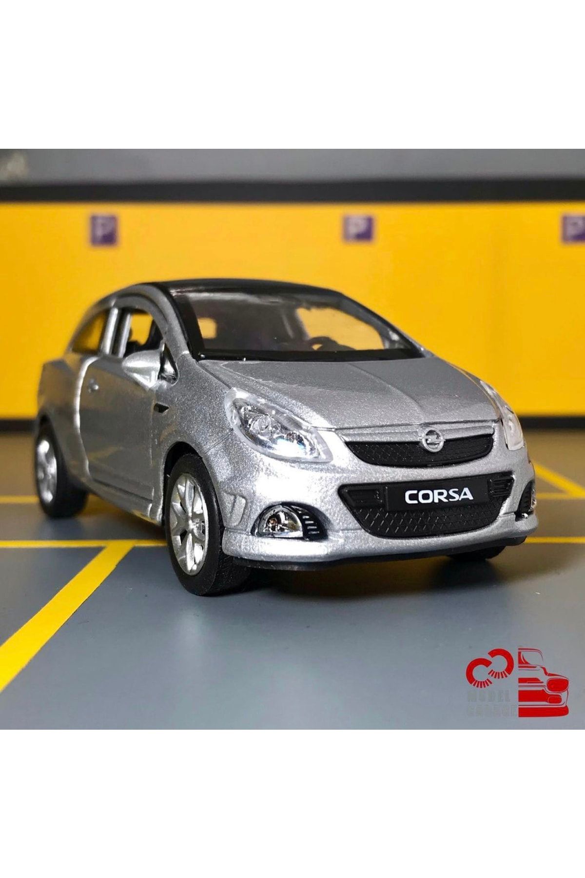 Genel Markalar Opel Corsa Opc 1/36 Ölçek *c&c Model Garage* Çek Bırak Diecast Metal Model Oyuncak Araba