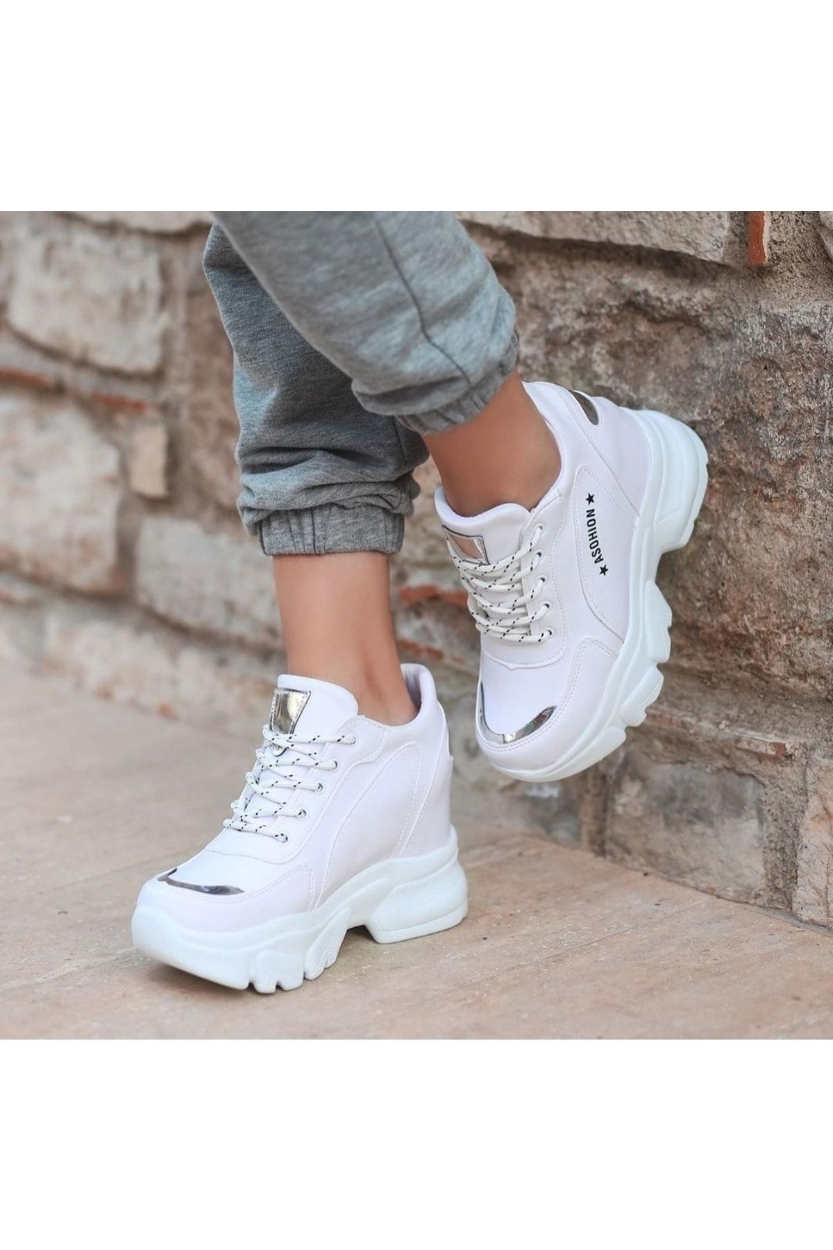 Afilli Kadın Beyaz Gizli Yüksek Taban Dolgu Platform Topuk Günlük Gümüş Parlak Sneaker Spor Ayakkabı
