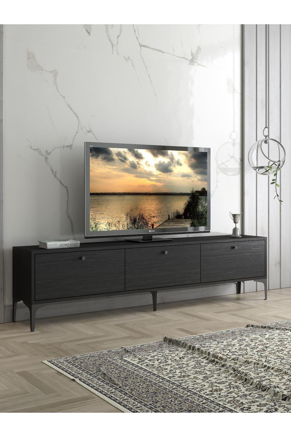 Wood'n Love Etna Premium Metal Ayaklı Dolaplı 180 Cm Tv Ünitesi - Siyah / Siyah