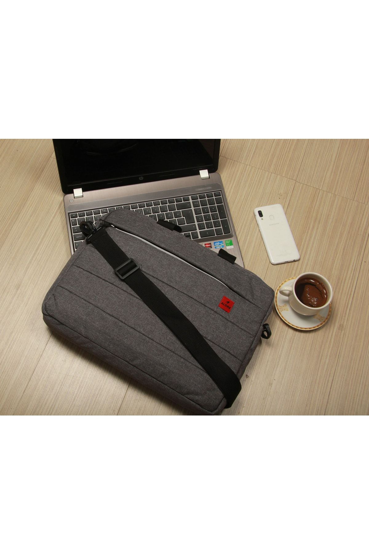 Alone Laptop & Notebook Çantası 15.6'' 8706