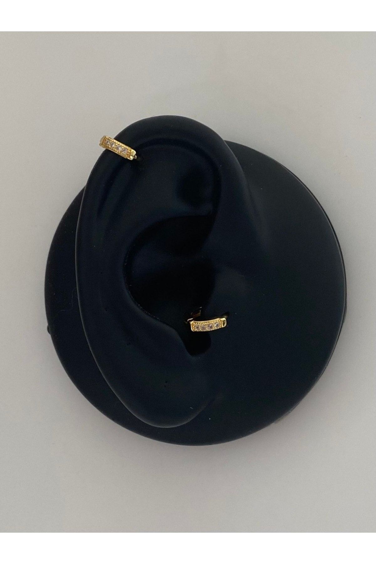 Cerrahi Yarım Tur Taşlı Mini Halka Tragus Helix Uyumlu Piercing Küpe