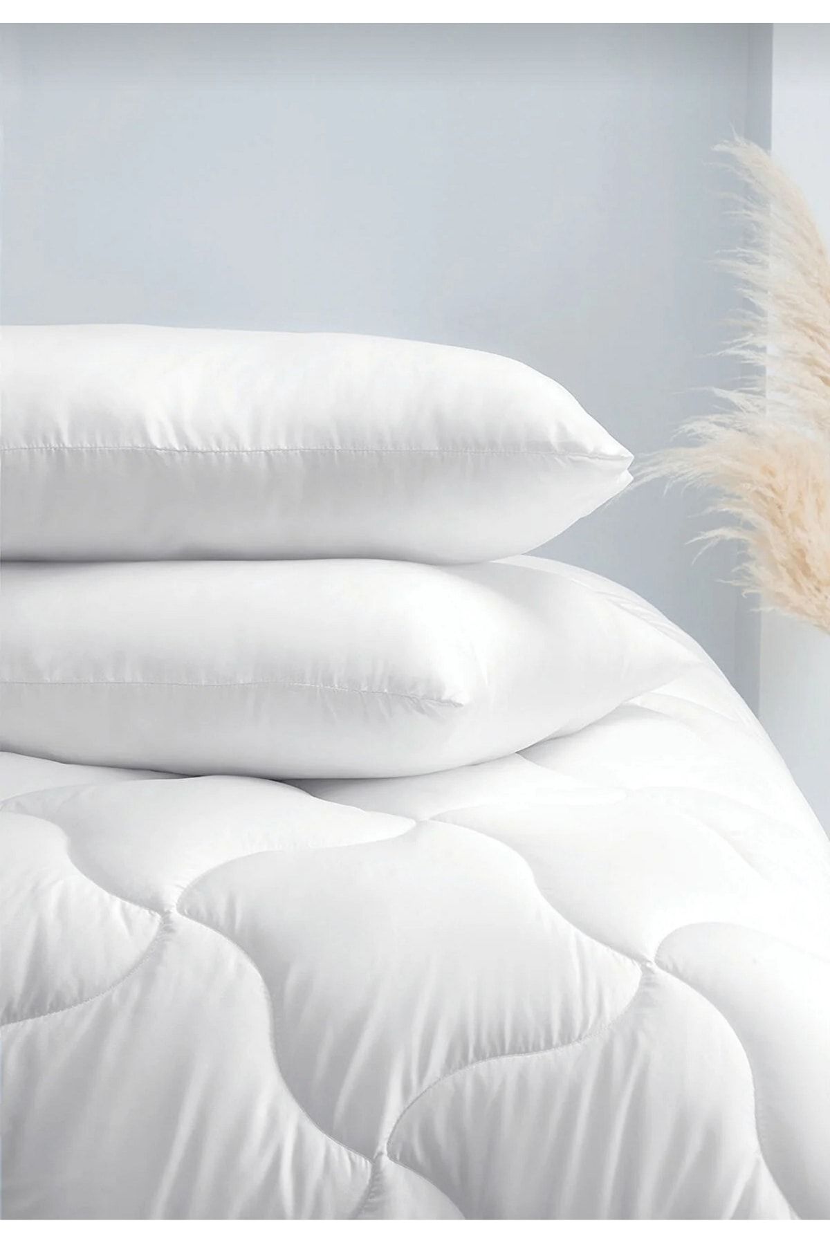 Madame Clean Home Soft Microfiber Çift Kişilik Yorgan ve  2 Adet Yastık Set