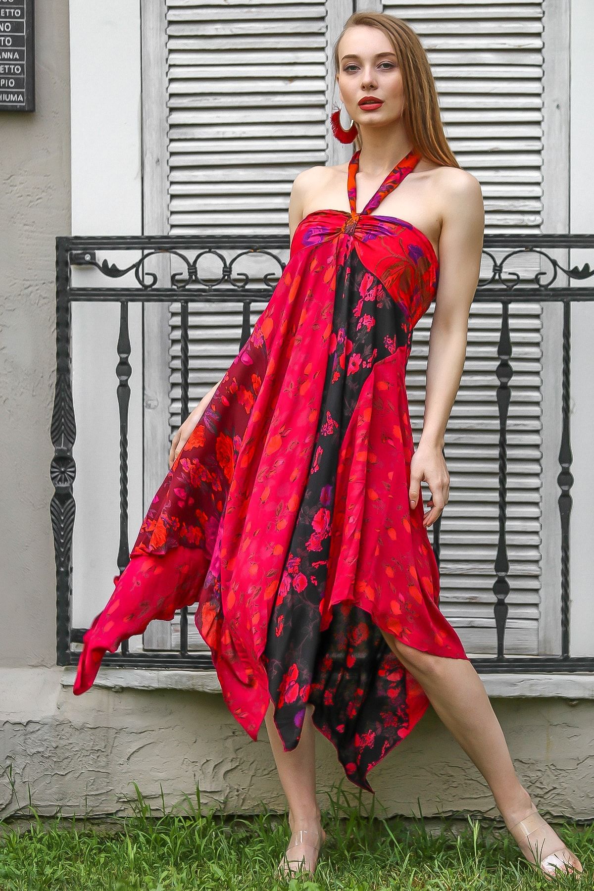 Chiccy Kadın Kırmızı Bohem Straplez Boyundan Bağlamalı Patch Work Çiçekli Asimetrik Elbise M10160000EL96642