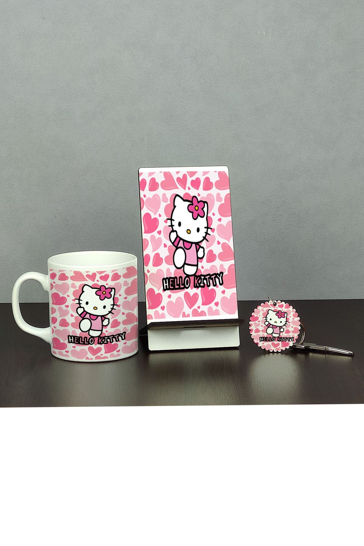 Hediyelen Hello Kitty Üçlü Set (kupa + Telefon Standı + Anahtarlık)