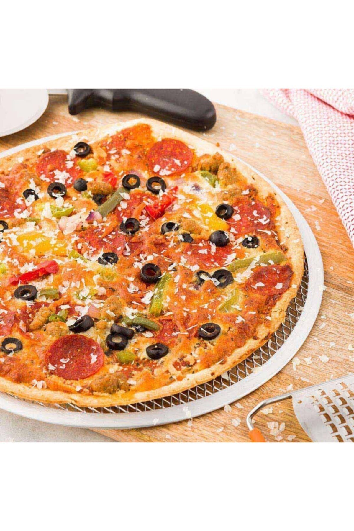 Рикки пицца. Квадратная пицца. Пицца прямоугольная. Красивая квадратная пицца. Пицца квадратная пицца.
