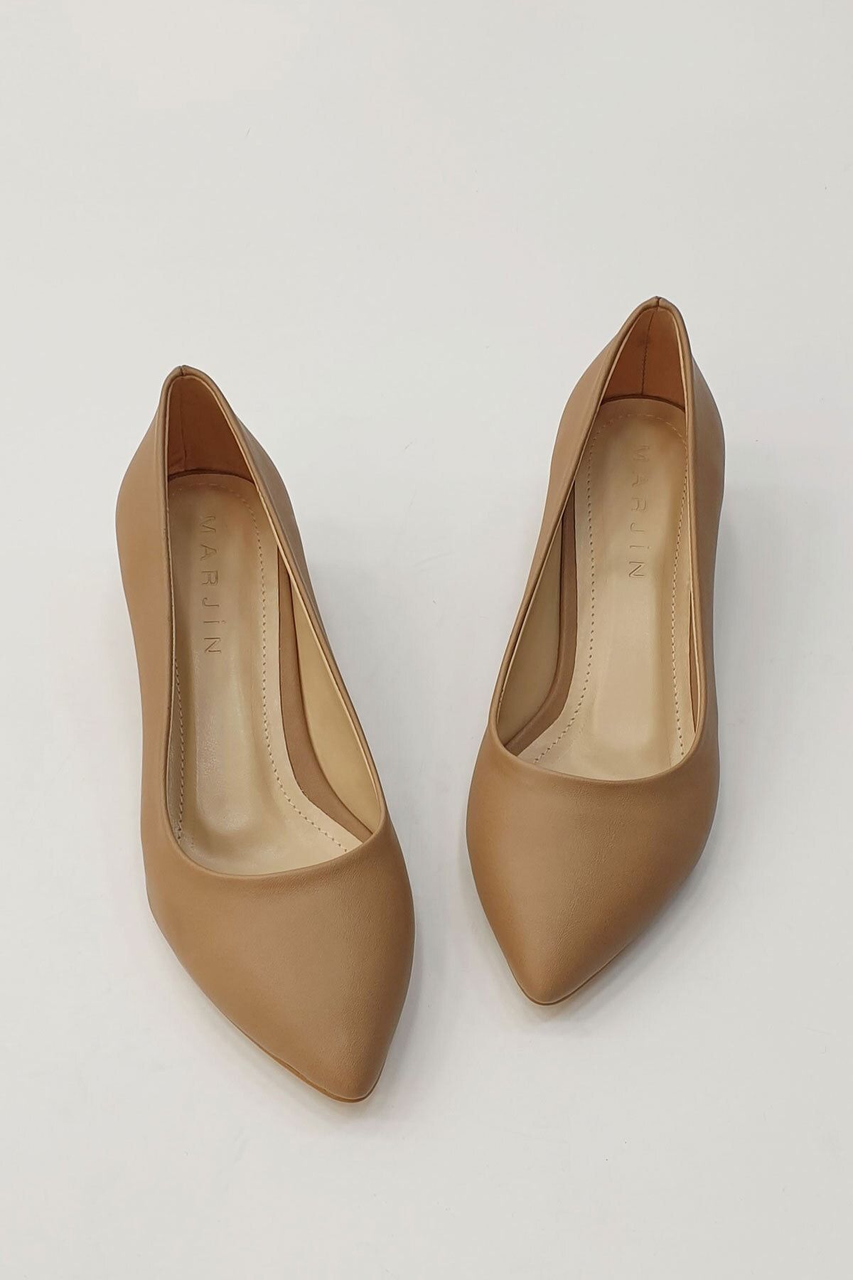 Marjin Kadın Günlük Klasik Topuklu Ayakkabı Sivri Burun Kalın Ökçe Apunte vizon