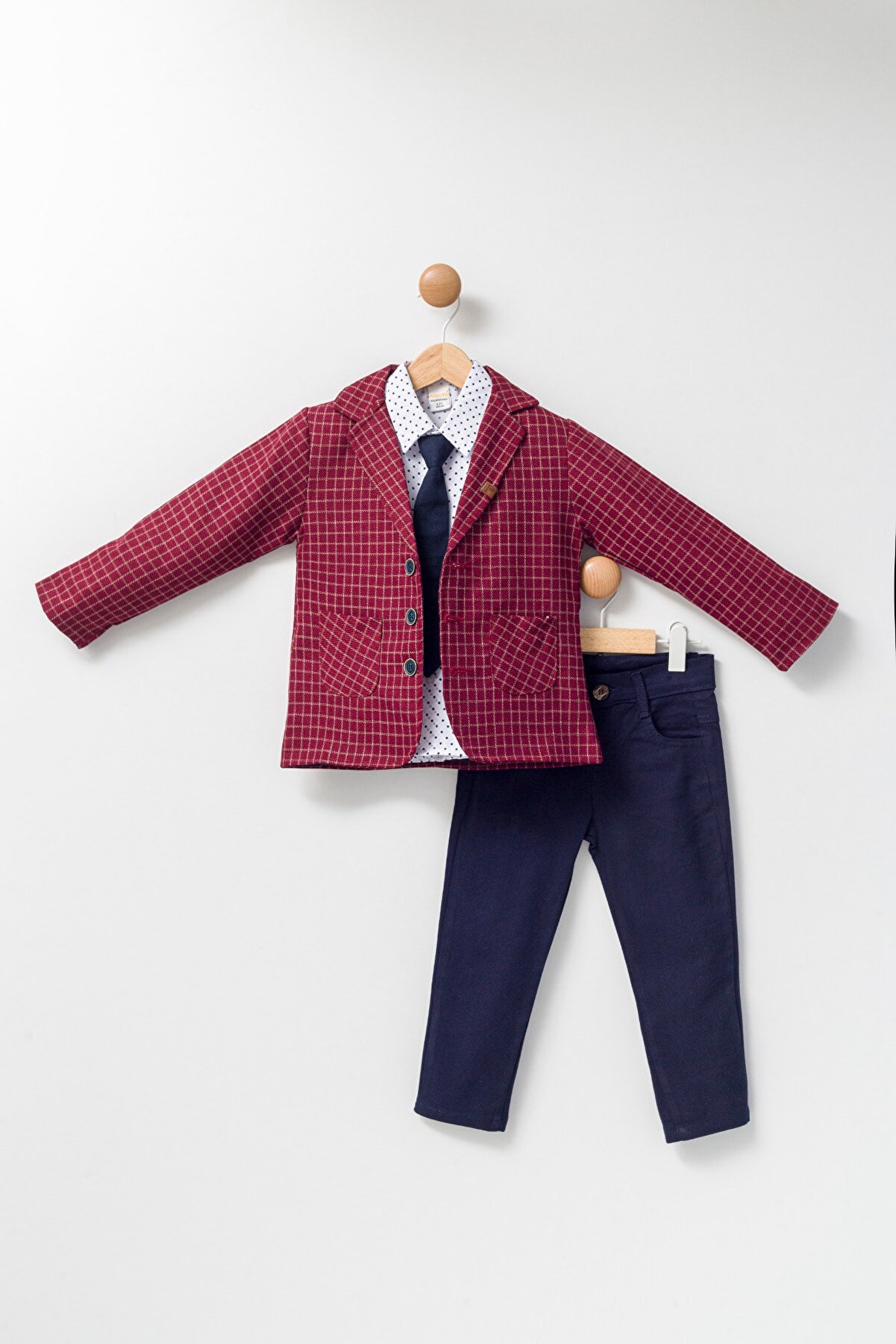 Pollito Erkek Çocuk Çizgili Bordo Ceket Lacivert Gabardin Pantolon Kravatlı 3'lü Takım Elbise