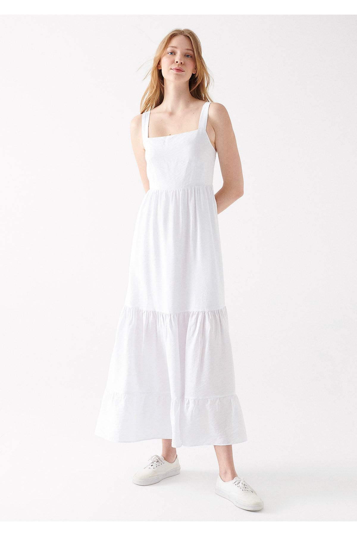 Mavi Uzun Beyaz Elbise 1310162-620