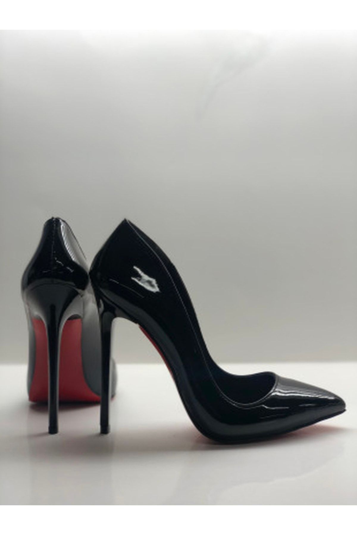 Num40S Siyah Rugan Özel Ve Büyük Numara Stiletto Yüksek Topuklu Ayakkabı