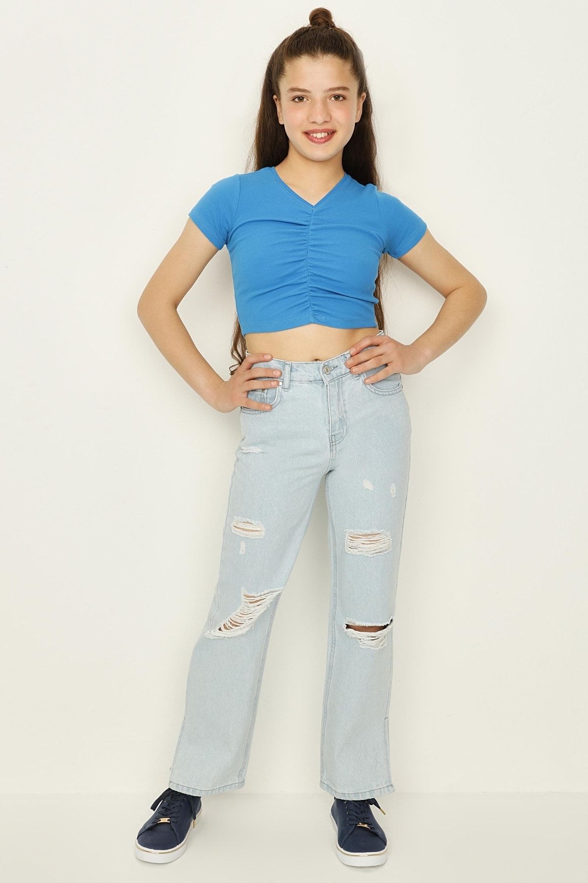 Select Moda Kız Çocuk Mavi Yırtık Detaylı Geniş Paça Jeans