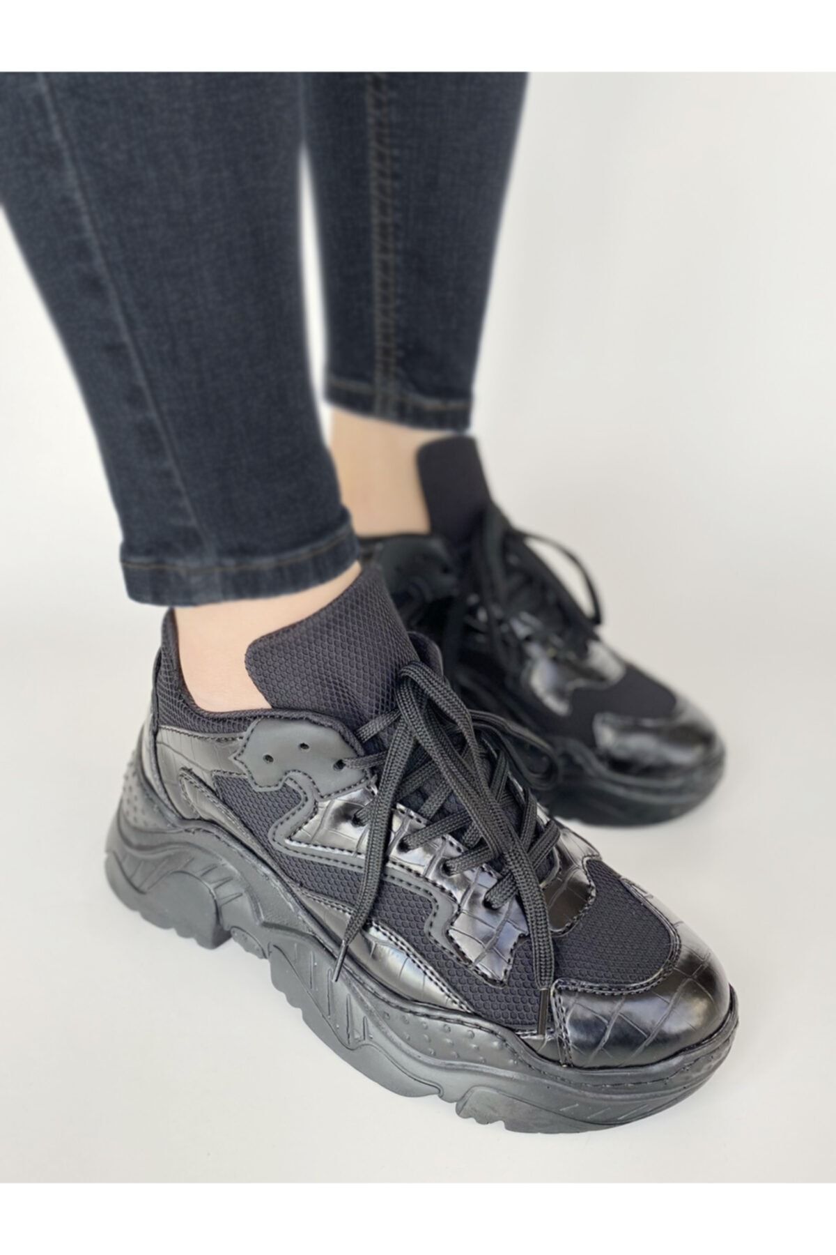 CORE Croco Detaylı Bağcıklı Chunky Kadın Ayakkabı Siyah
