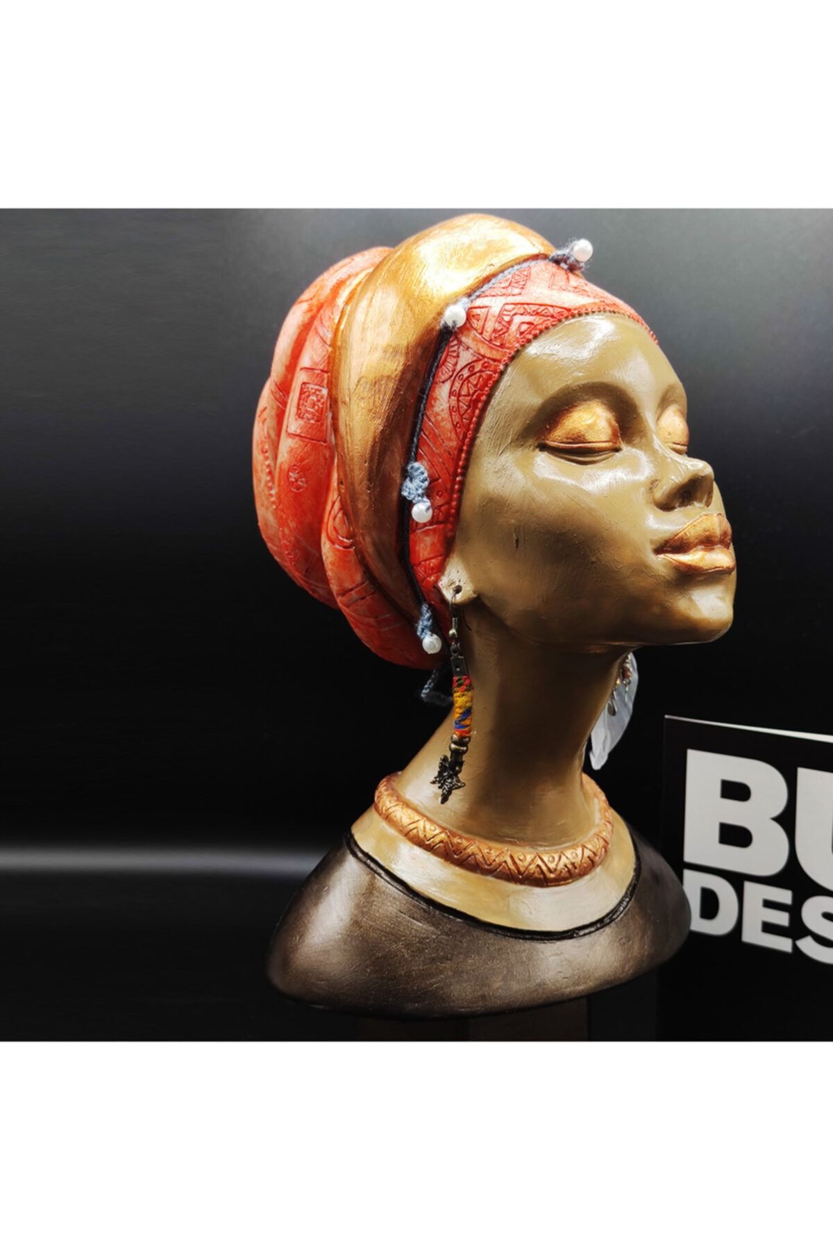 Bun Design Afrikalı Kadın Biblo