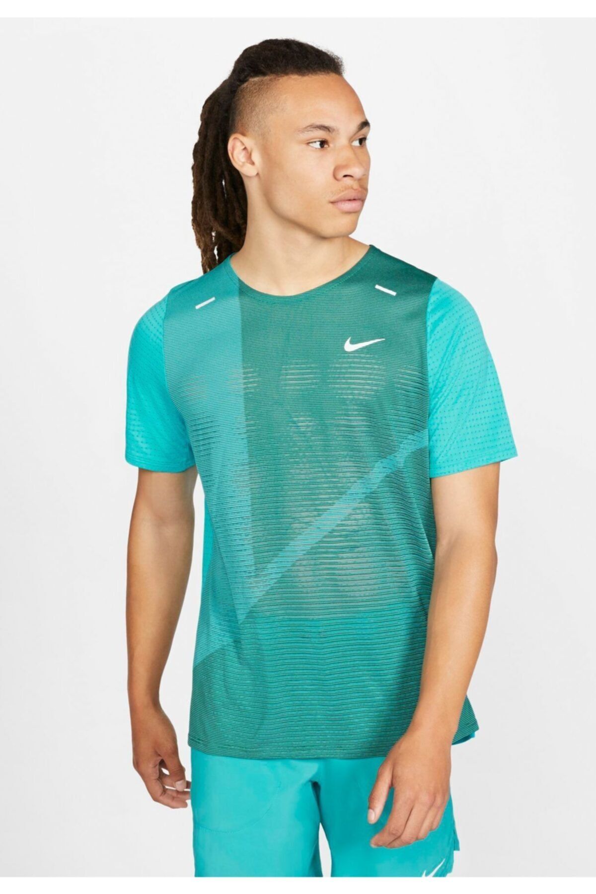 Nike Erkek Günlük Koşu Tişört