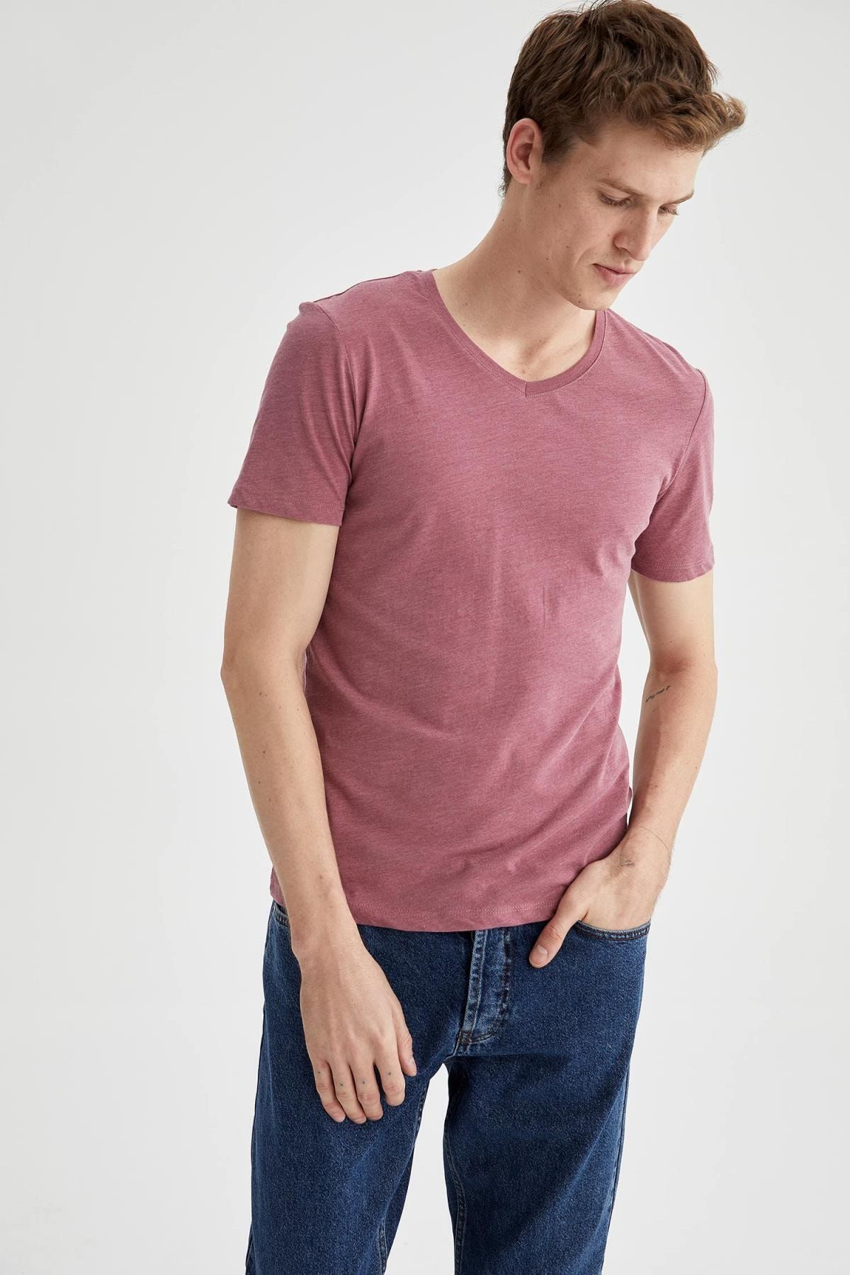 Defacto Slim Fit V Yaka Basic Pamuklu Penye Tişört