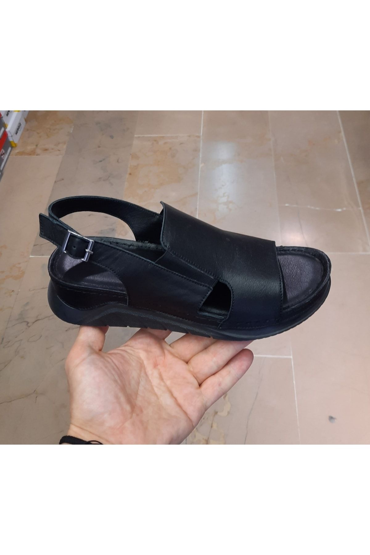 Belox Kadın Içi-dışı Hakiki Deri Ortopedik Masaj Tabanlı Siyah Açık Sandalet Ayakkabı