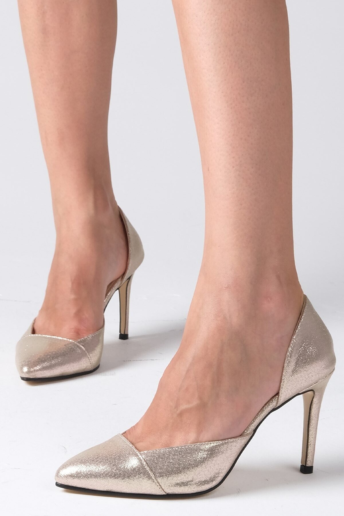 Mio Gusto Brien Altın Renk Kumaş Abiye Stiletto Kadın Topuklu Ayakkabı