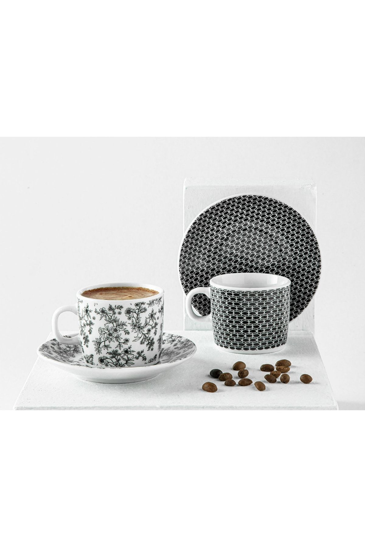 English Home Gusto Porselen 2'li Kahve Fincan Takımı 80 ml Siyah Beyaz