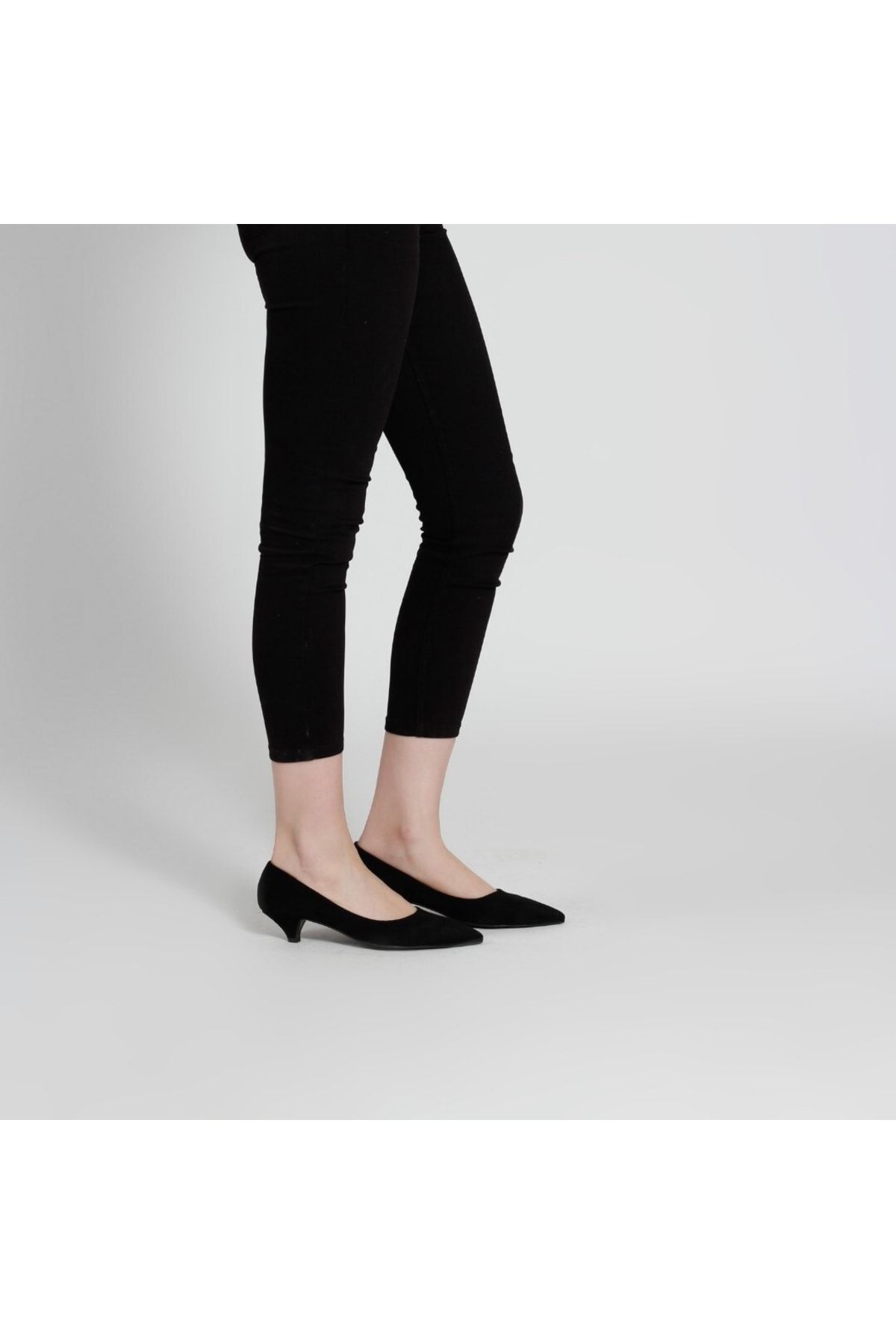 37Numara Büyük Numara Kadın Ayakkabısı 41-42-43-44 Numara Siyah Stiletto